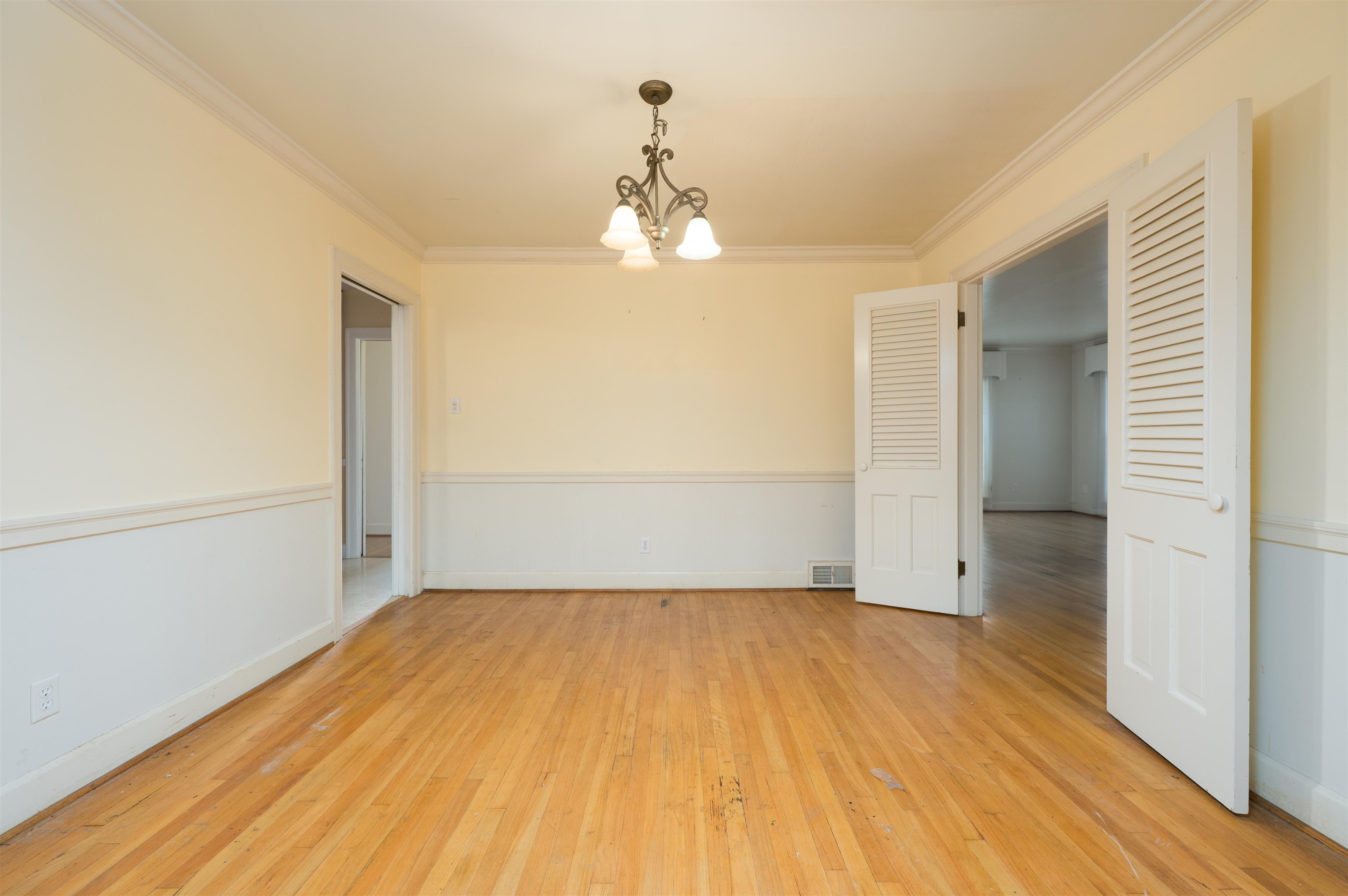 2103 Mayfair Ave, Owensboro, Kentucky 42301, 4 Bedrooms Bedrooms, ,3 BathroomsBathrooms,Single Family Residence,For Sale,Mayfair Ave,95730