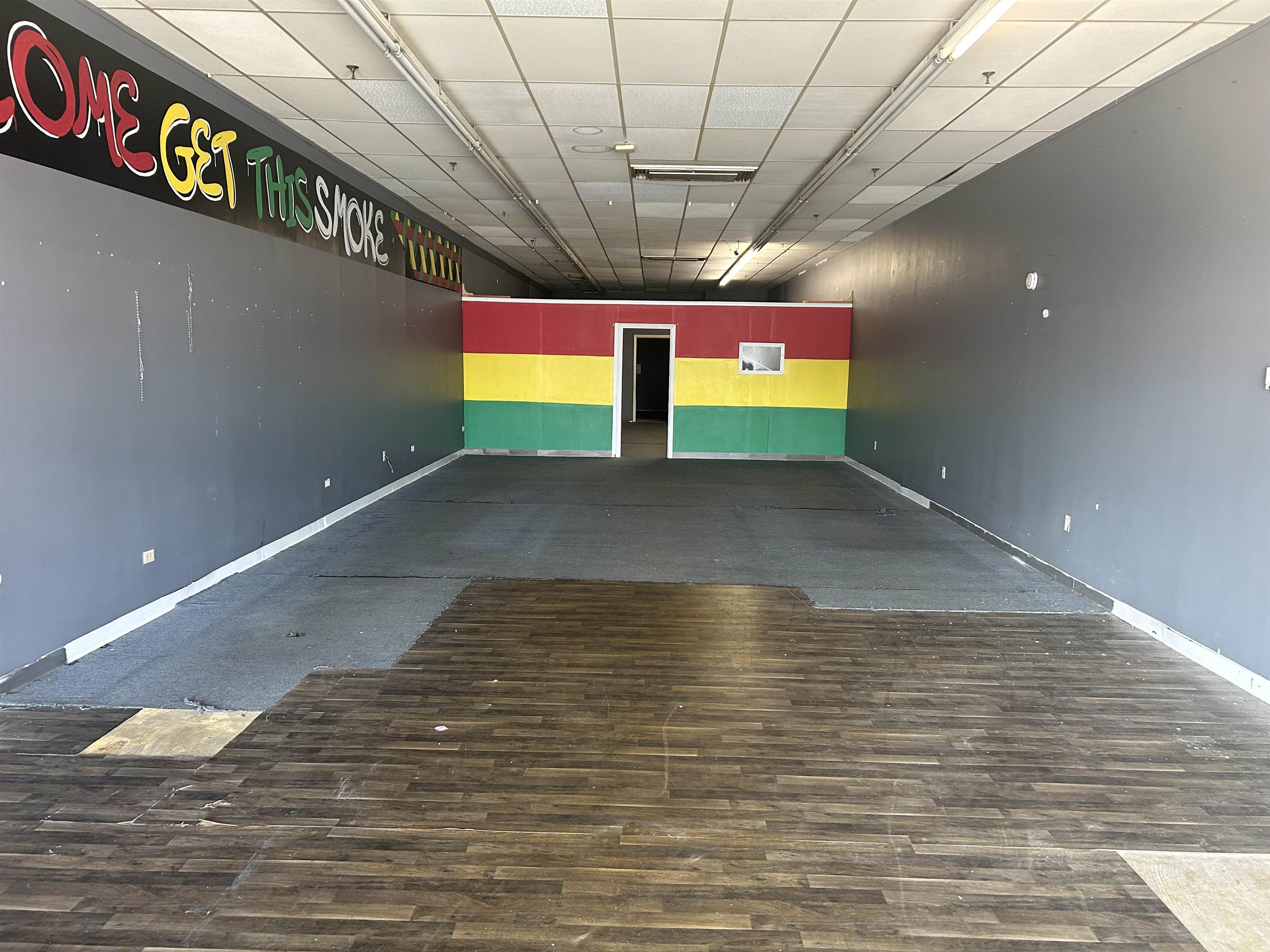 2845 Parrish Avenue, Owensboro, Kentucky 42301, ,Retail,For Sale,Parrish Avenue,95753