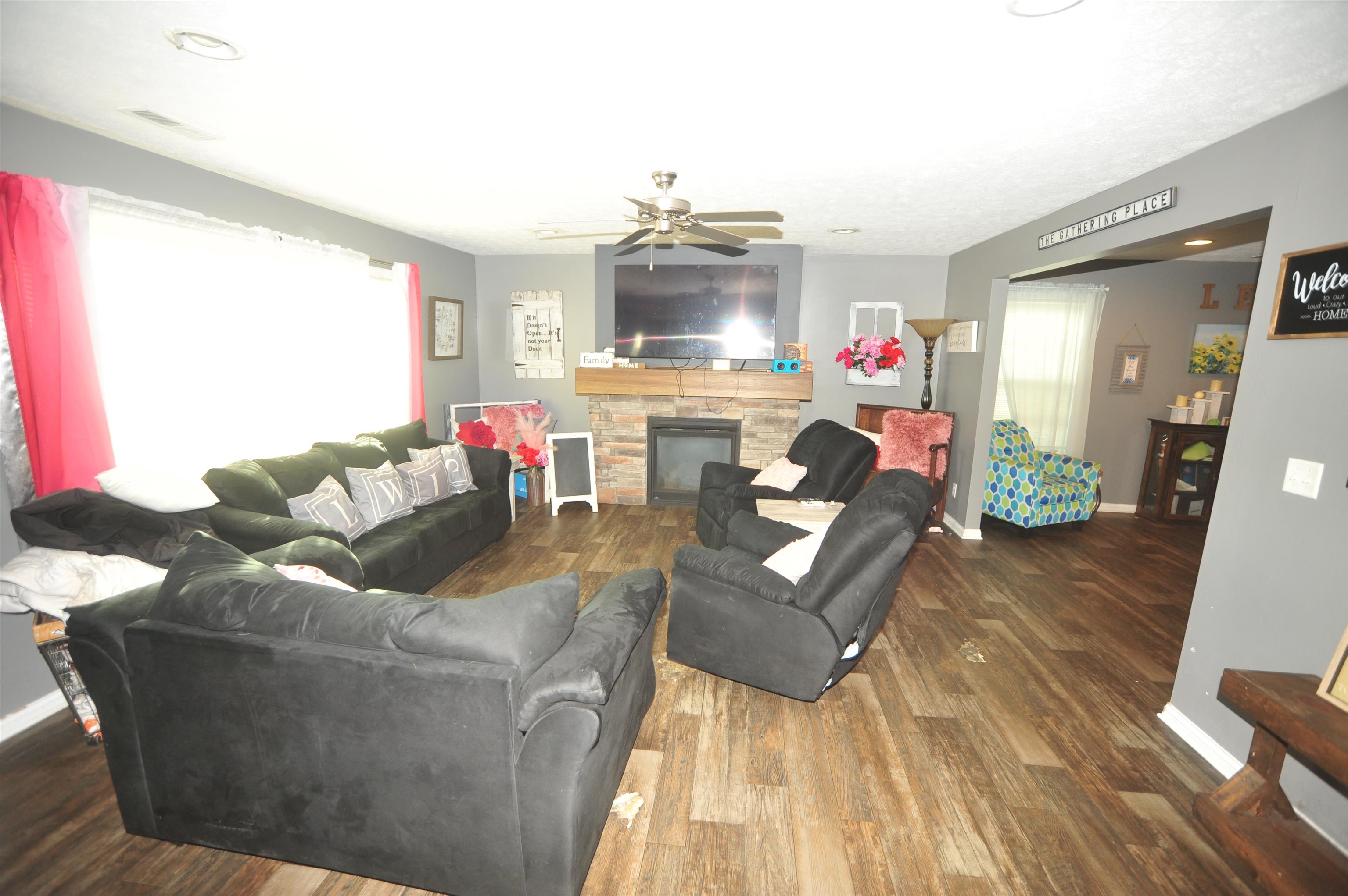 4790 Windstone Drive, Owensboro, Kentucky 42301, 4 Bedrooms Bedrooms, ,2 BathroomsBathrooms,Single Family Residence,For Sale,Windstone Drive,95758