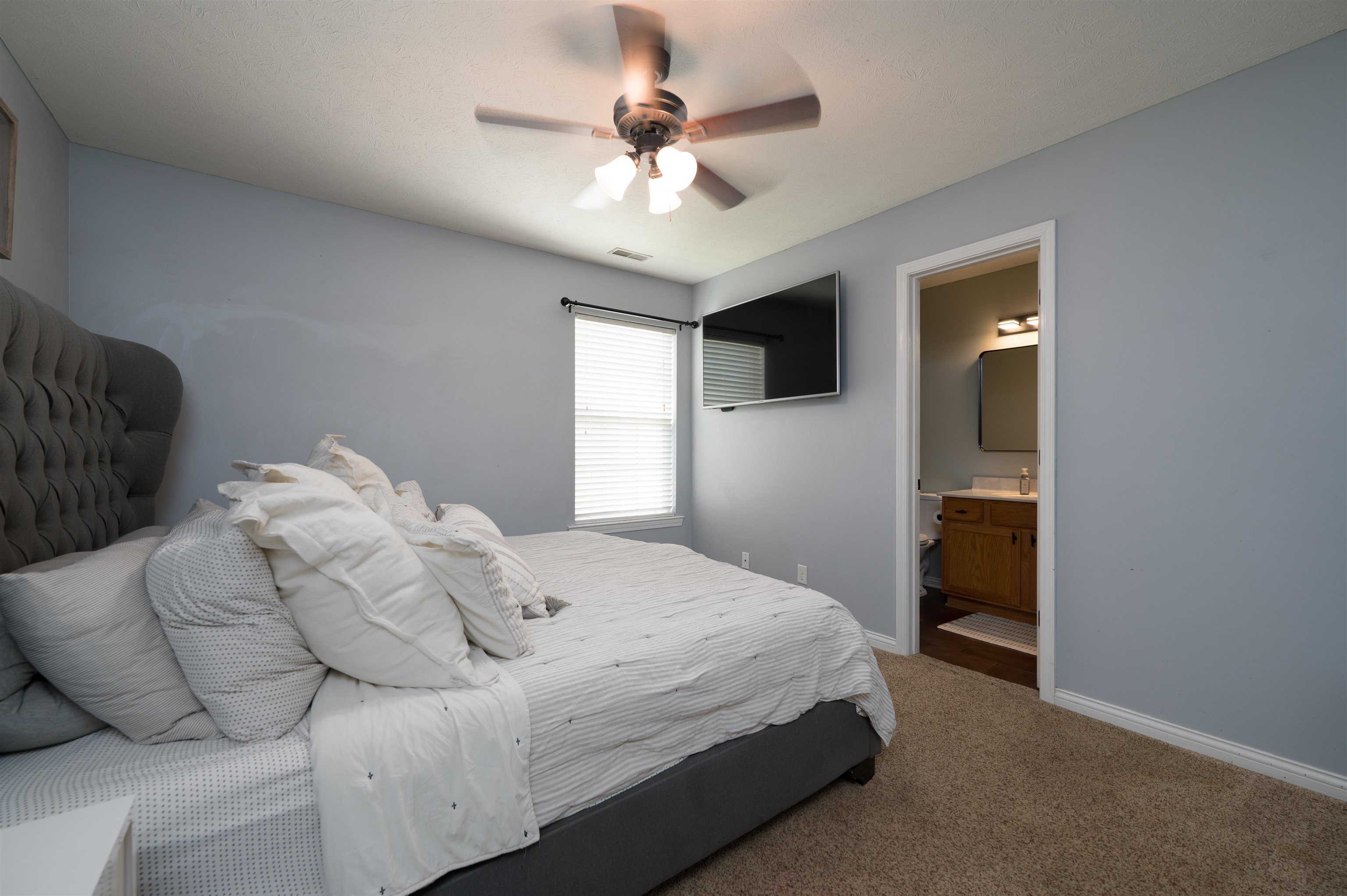 2657 Landing Terrace, Owensboro, Kentucky 42303, 3 Bedrooms Bedrooms, ,2 BathroomsBathrooms,Single Family Residence,For Sale,Landing Terrace,95776