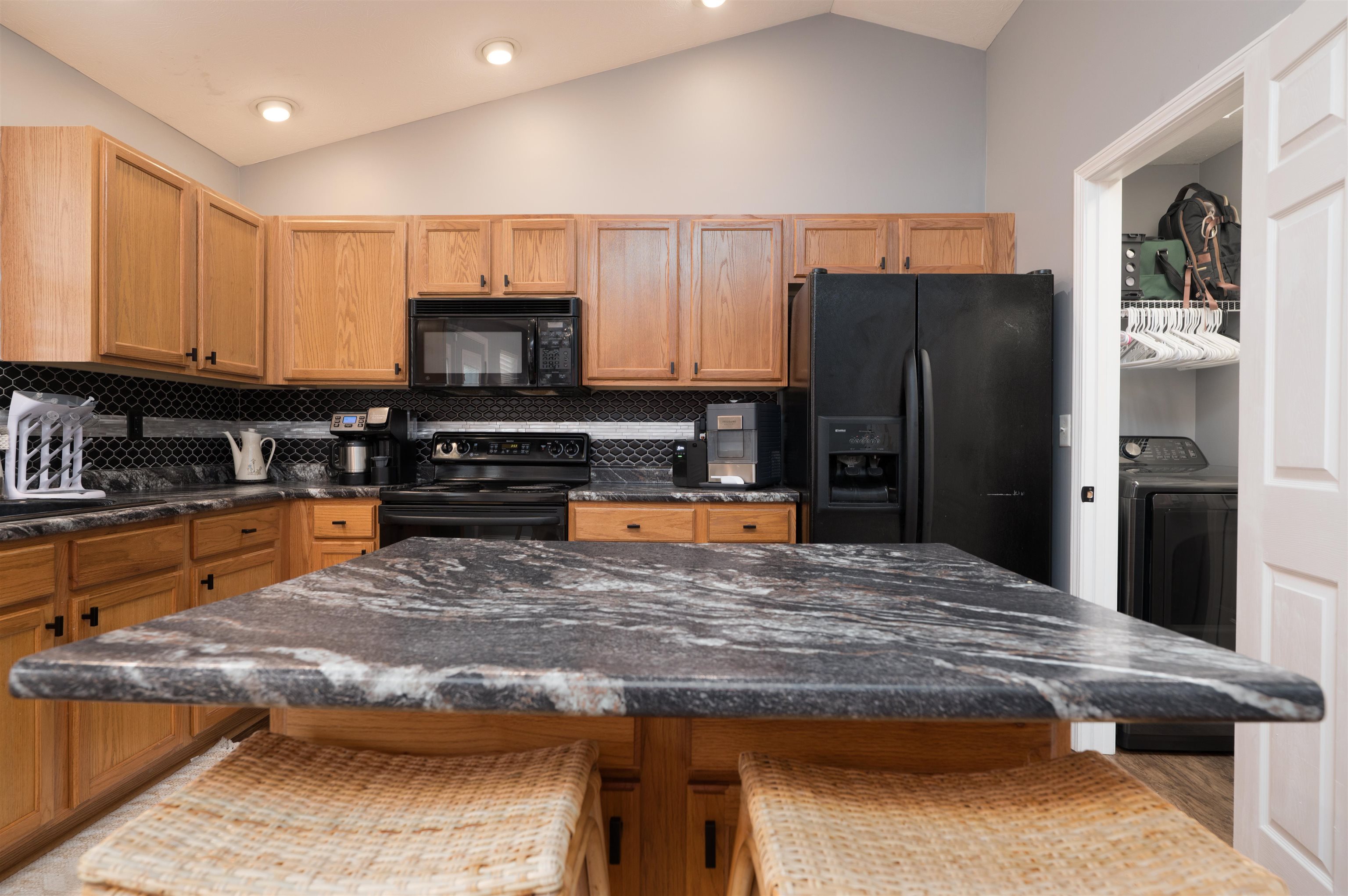 2657 Landing Terrace, Owensboro, Kentucky 42303, 3 Bedrooms Bedrooms, ,2 BathroomsBathrooms,Single Family Residence,For Sale,Landing Terrace,95776