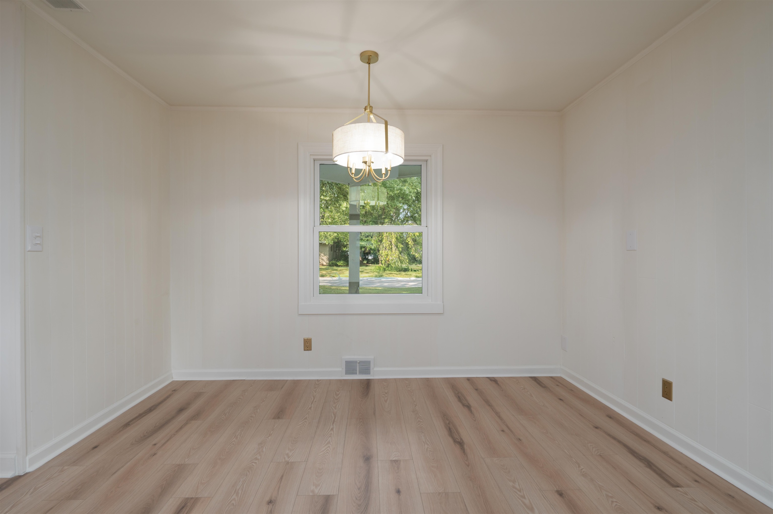 210 Wesleyan Place, Owensboro, Kentucky 42303, 4 Bedrooms Bedrooms, ,2 BathroomsBathrooms,Single Family Residence,For Sale,Wesleyan Place,95784