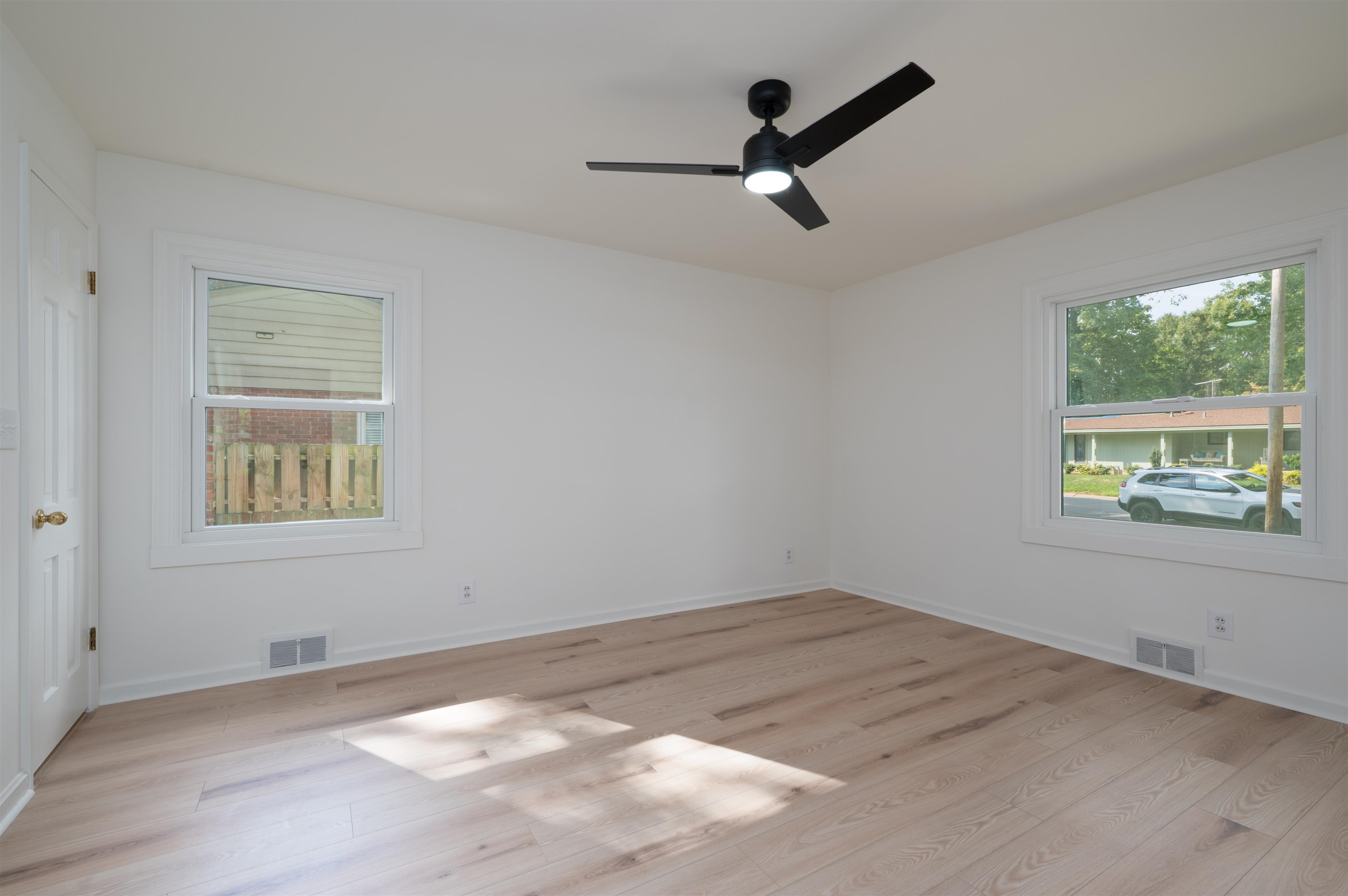 210 Wesleyan Place, Owensboro, Kentucky 42303, 4 Bedrooms Bedrooms, ,2 BathroomsBathrooms,Single Family Residence,For Sale,Wesleyan Place,95784