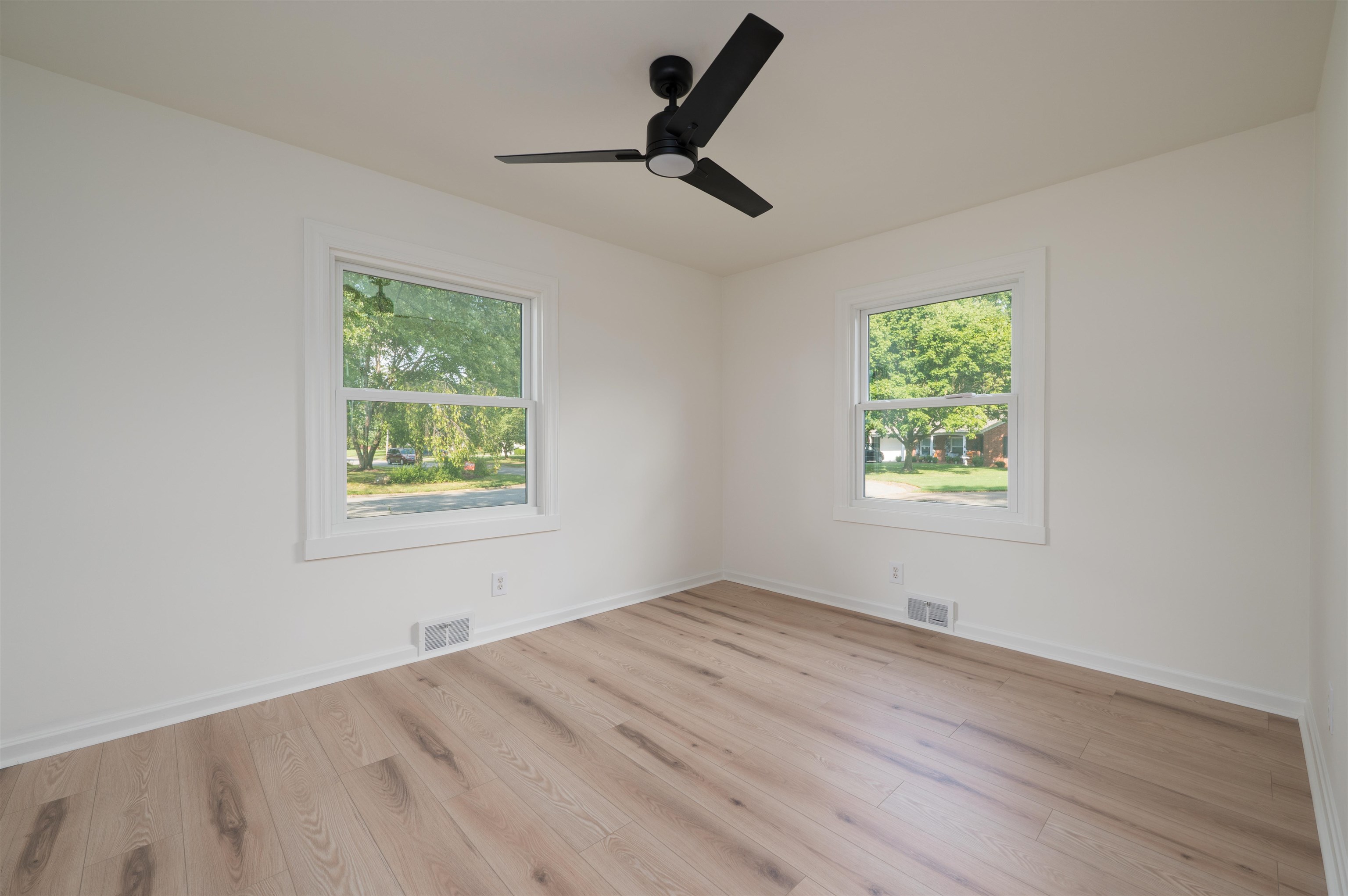210 Wesleyan Place, Owensboro, Kentucky 42303, 4 Bedrooms Bedrooms, ,2 BathroomsBathrooms,Single Family Residence,For Sale,Wesleyan Place,95784