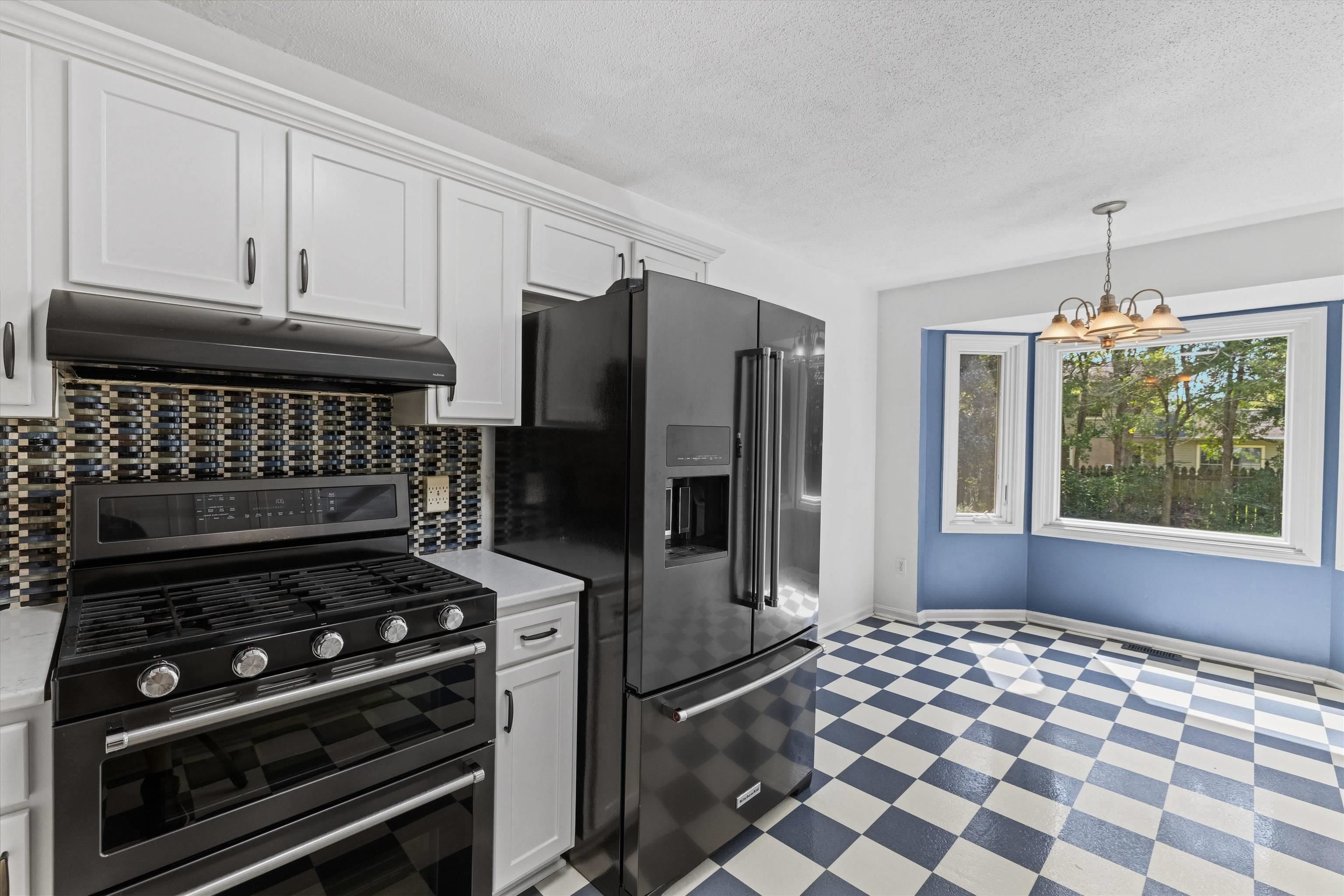 4540 Loftwood Dr, Owensboro, Kentucky 42303, 3 Bedrooms Bedrooms, ,2 BathroomsBathrooms,Single Family Residence,For Sale,Loftwood Dr,95786