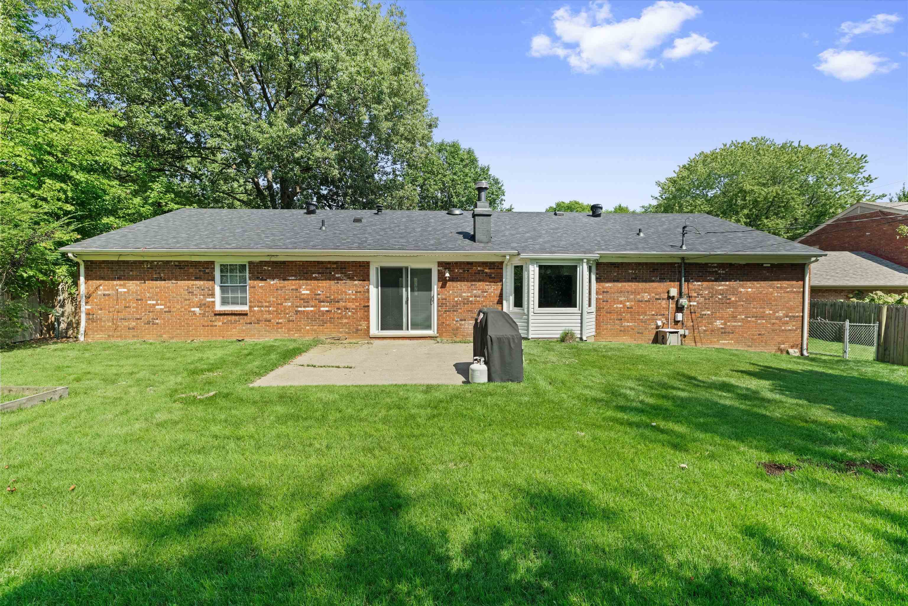 4540 Loftwood Dr, Owensboro, Kentucky 42303, 3 Bedrooms Bedrooms, ,2 BathroomsBathrooms,Single Family Residence,For Sale,Loftwood Dr,95786