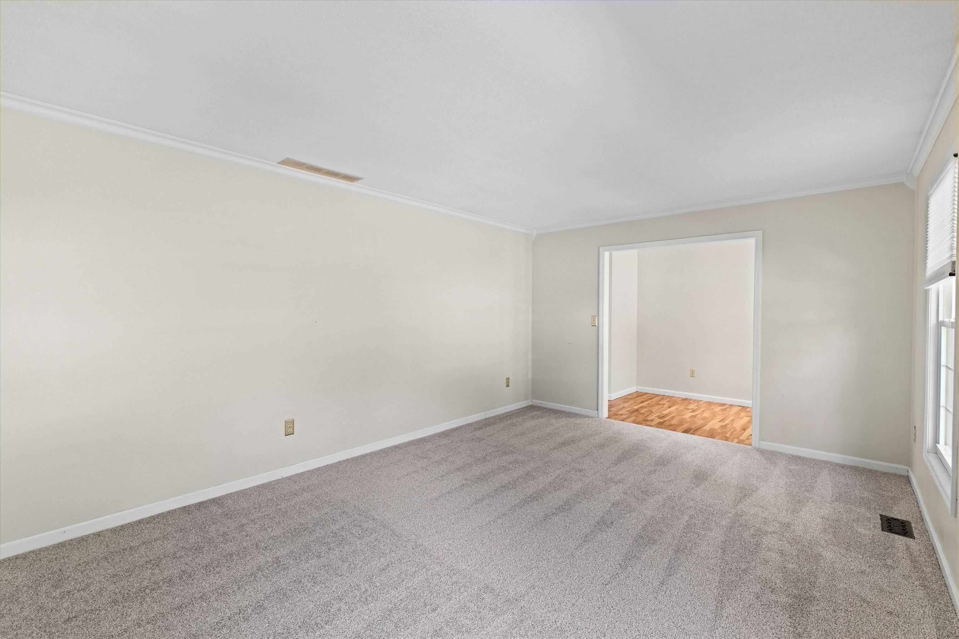 4540 Loftwood Dr, Owensboro, Kentucky 42303, 3 Bedrooms Bedrooms, ,2 BathroomsBathrooms,Single Family Residence,For Sale,Loftwood Dr,95786