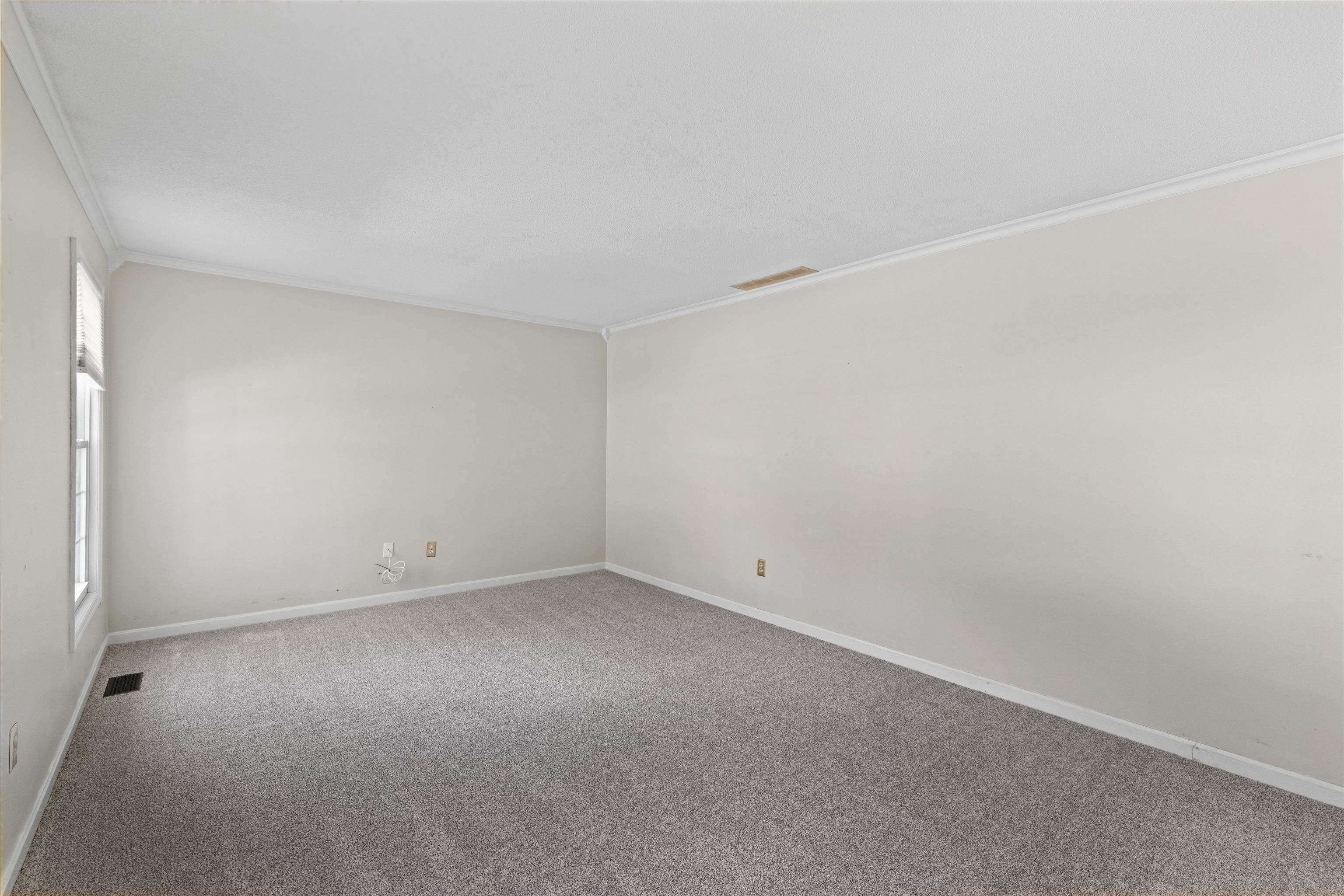 4540 Loftwood Dr, Owensboro, Kentucky 42303, 3 Bedrooms Bedrooms, ,2 BathroomsBathrooms,Single Family Residence,For Sale,Loftwood Dr,95786