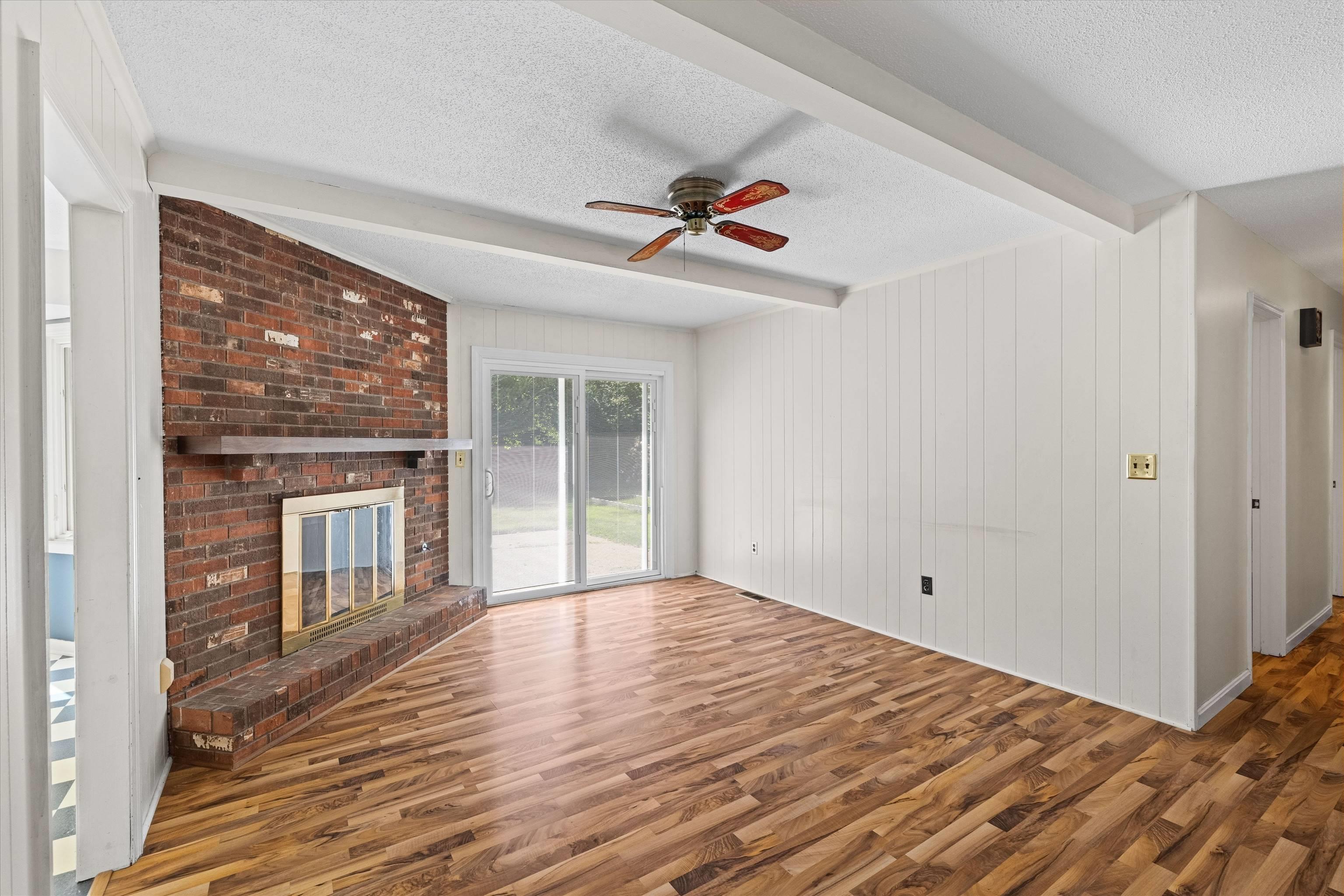 4540 Loftwood Dr, Owensboro, Kentucky 42303, 3 Bedrooms Bedrooms, ,2 BathroomsBathrooms,Single Family Residence,For Sale,Loftwood Dr,95786
