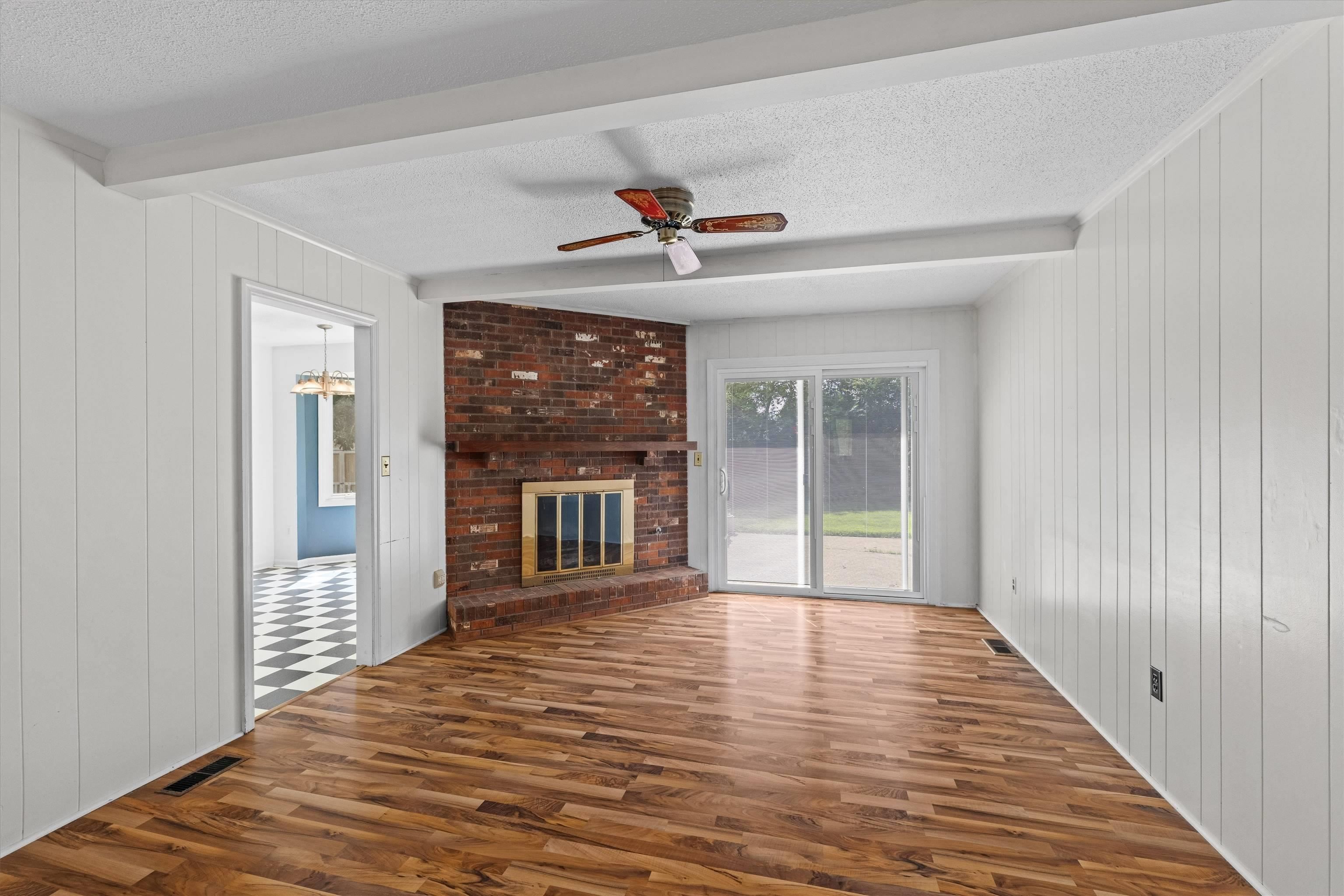 4540 Loftwood Dr, Owensboro, Kentucky 42303, 3 Bedrooms Bedrooms, ,2 BathroomsBathrooms,Single Family Residence,For Sale,Loftwood Dr,95786