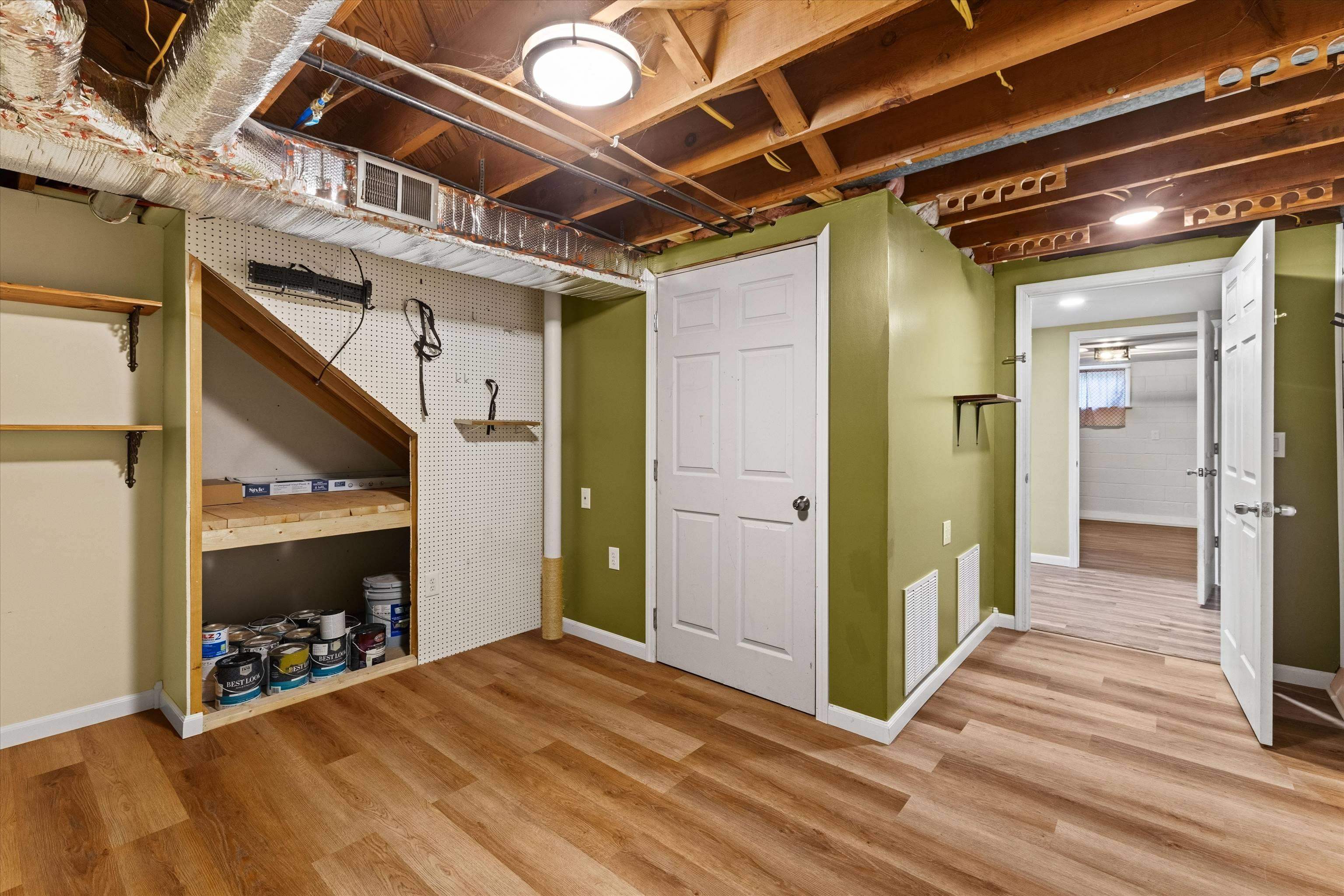 220 s poplar, Morganfield, Kentucky 42437, 4 Bedrooms Bedrooms, ,2 BathroomsBathrooms,Single Family Residence,For Sale,s poplar,95788