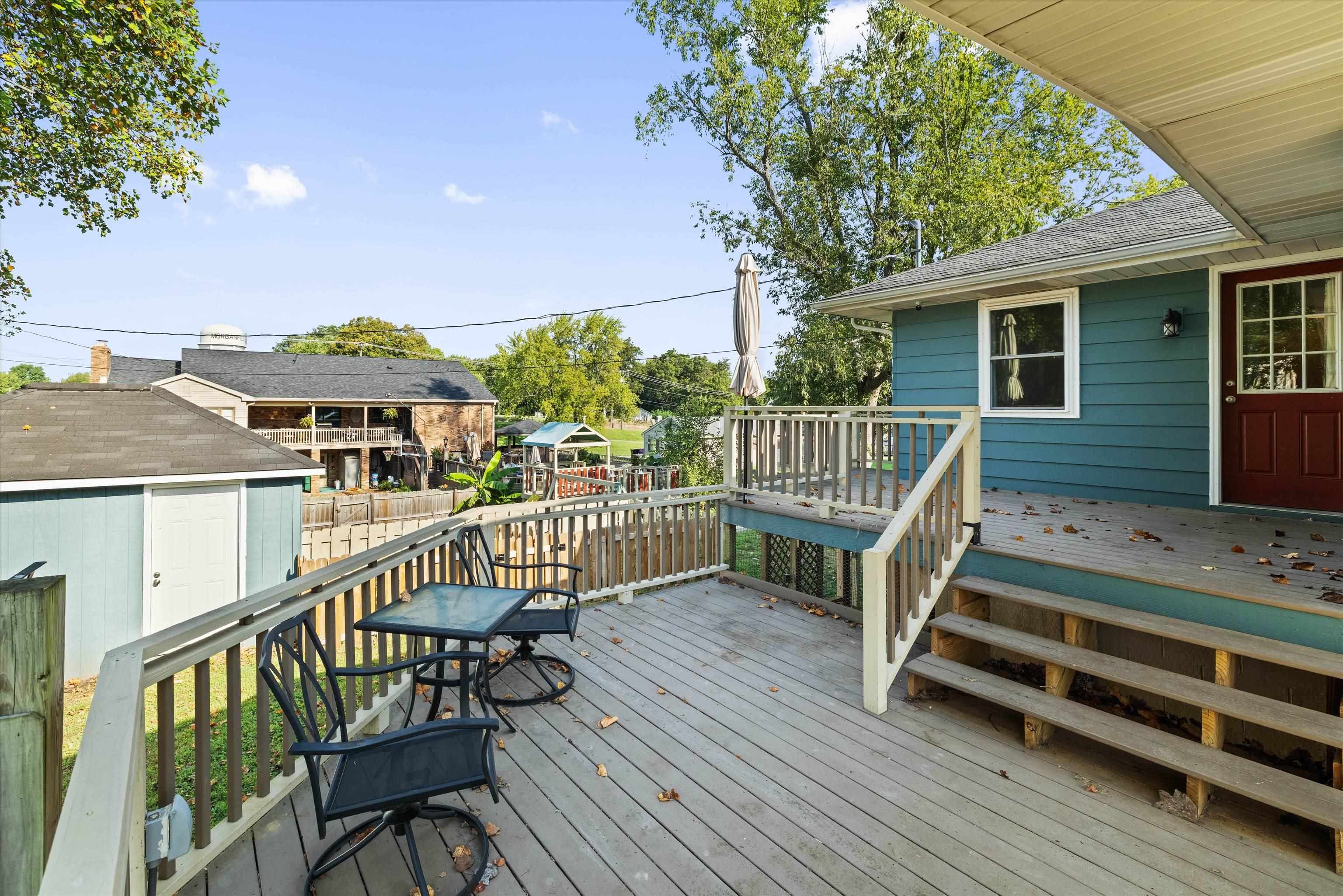 220 s poplar, Morganfield, Kentucky 42437, 4 Bedrooms Bedrooms, ,2 BathroomsBathrooms,Single Family Residence,For Sale,s poplar,95788