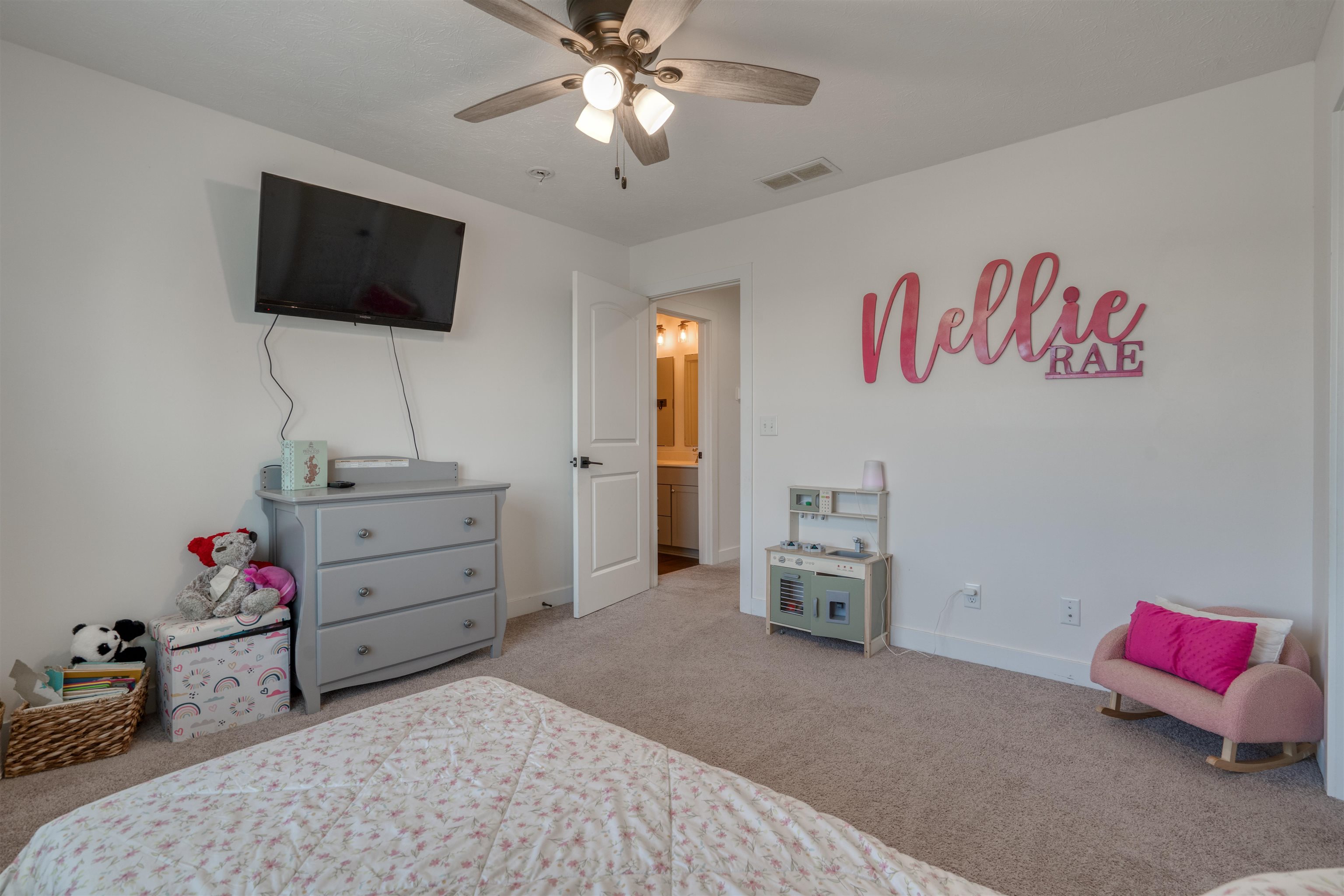 5141 Pleasant Valley Road, Philpot, Kentucky 42366, 5 Bedrooms Bedrooms, ,2 BathroomsBathrooms,Single Family Residence,For Sale,Pleasant Valley Road,95796