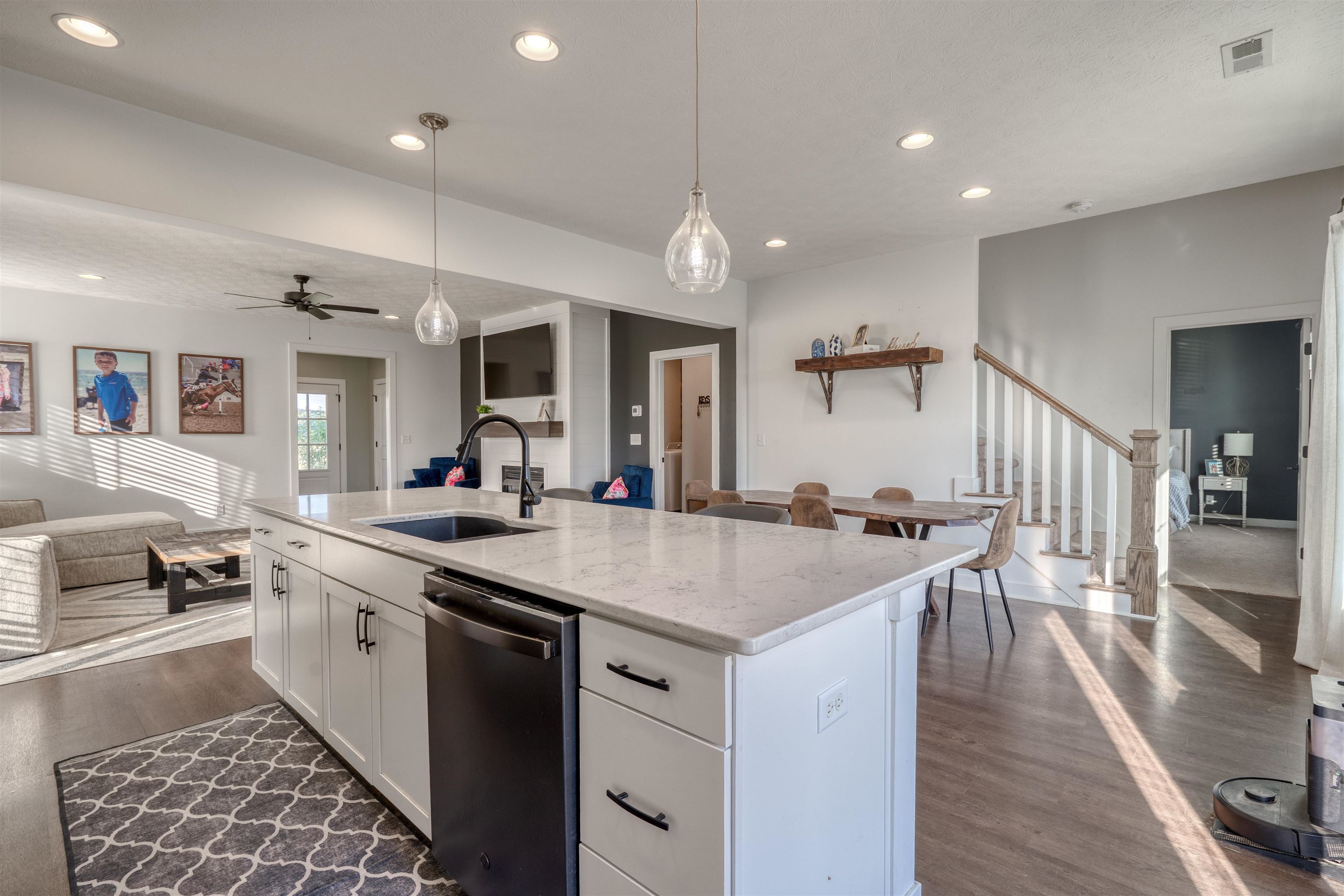 5141 Pleasant Valley Road, Philpot, Kentucky 42366, 5 Bedrooms Bedrooms, ,2 BathroomsBathrooms,Single Family Residence,For Sale,Pleasant Valley Road,95796