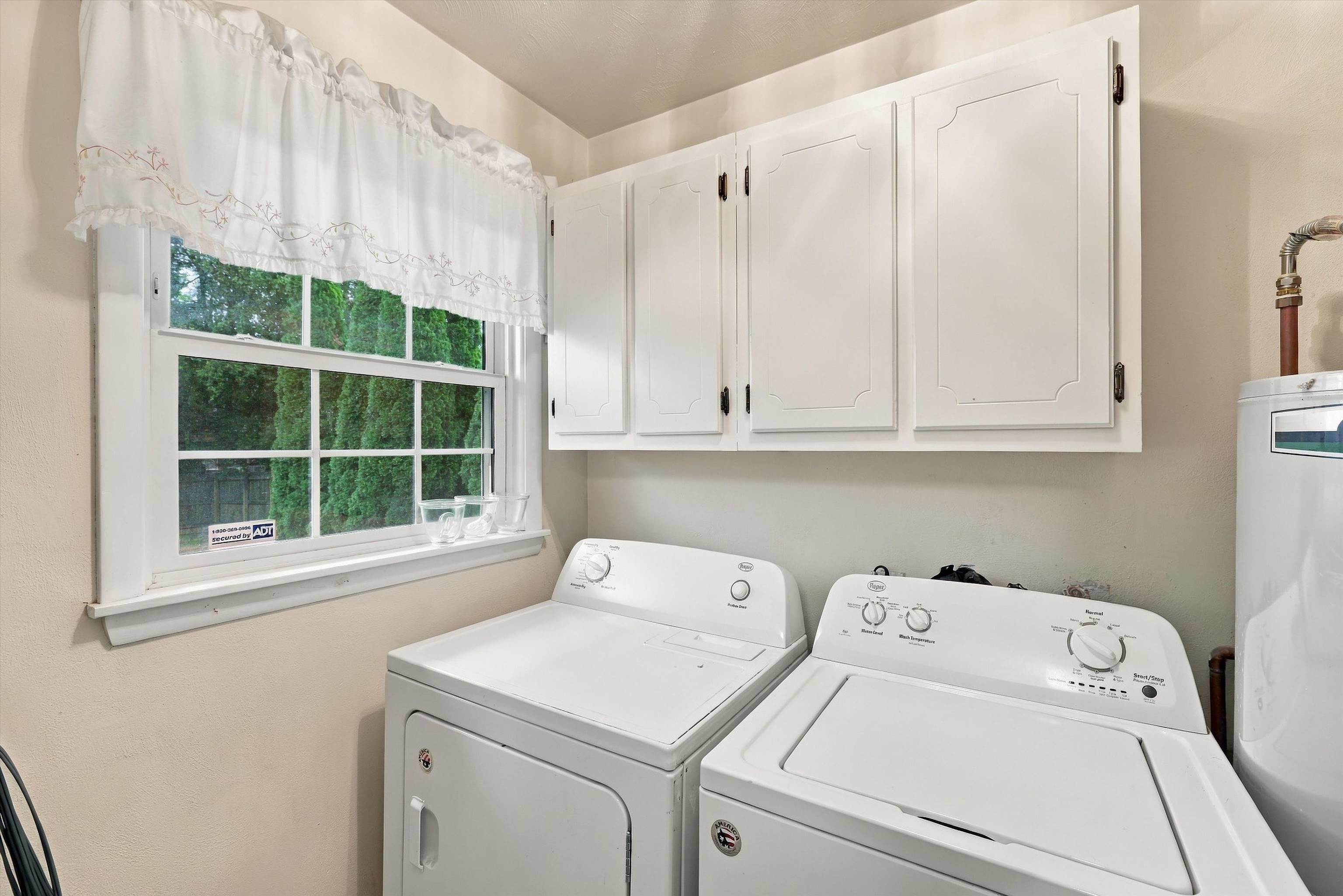 3429 Lewis Ln, Owensboro, Kentucky 42301, 3 Bedrooms Bedrooms, ,1 BathroomBathrooms,Single Family Residence,For Sale,Lewis Ln,95832