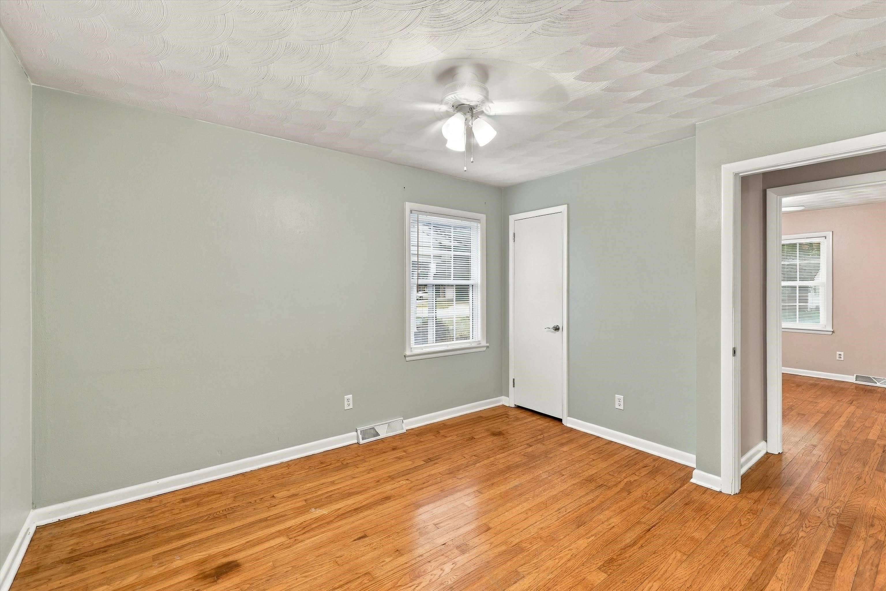 3429 Lewis Ln, Owensboro, Kentucky 42301, 3 Bedrooms Bedrooms, ,1 BathroomBathrooms,Single Family Residence,For Sale,Lewis Ln,95832