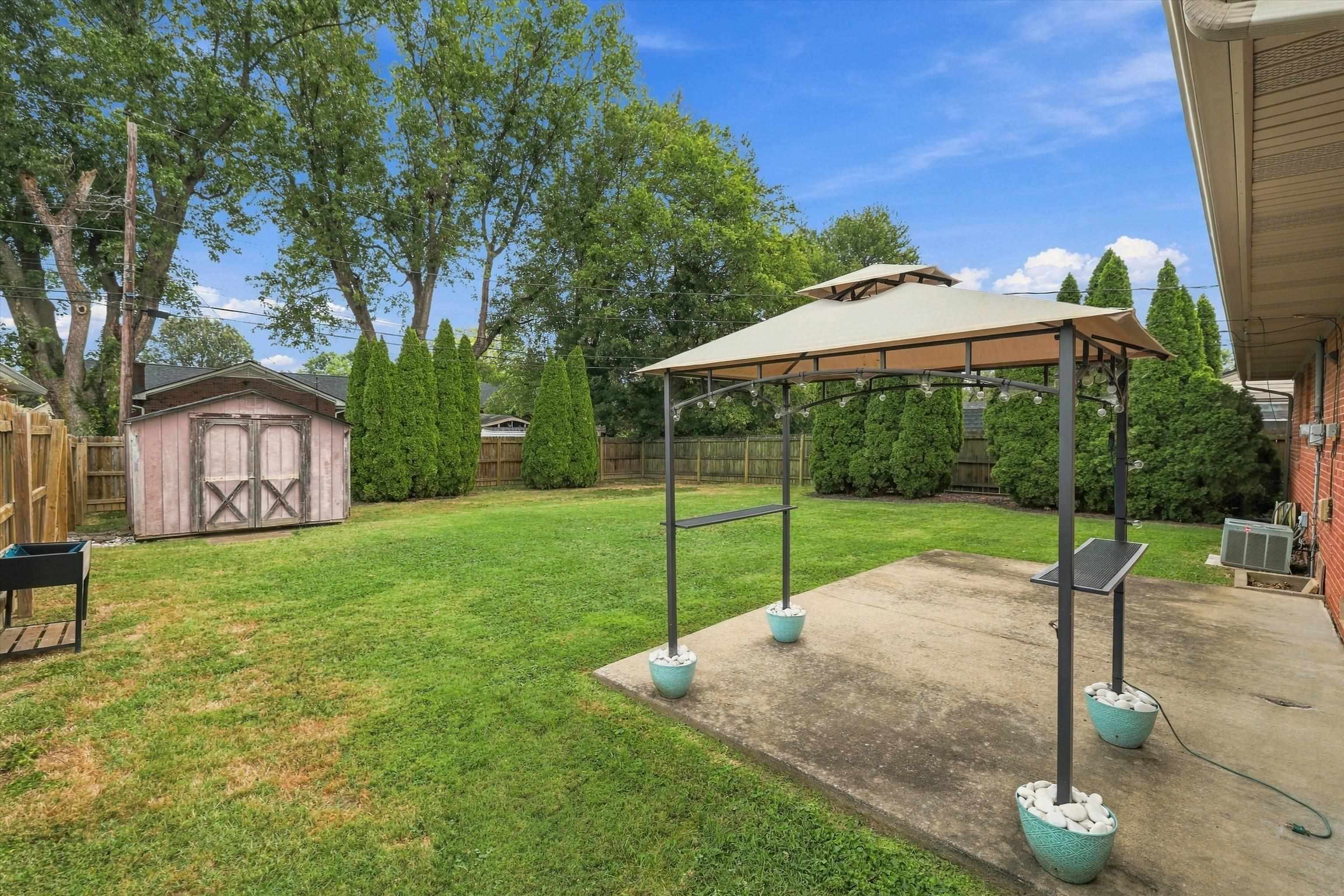 3429 Lewis Ln, Owensboro, Kentucky 42301, 3 Bedrooms Bedrooms, ,1 BathroomBathrooms,Single Family Residence,For Sale,Lewis Ln,95832