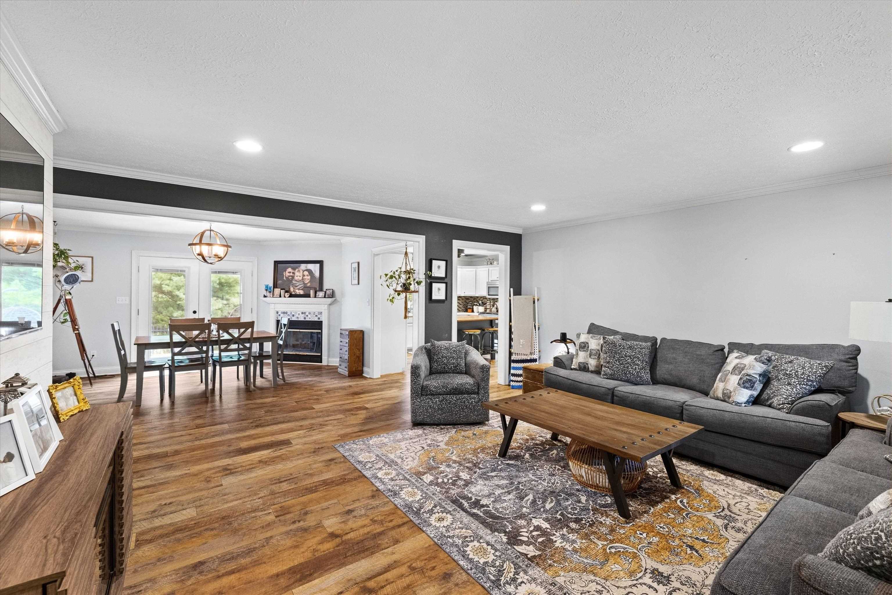 99 Booth Field, Owensboro, Kentucky 42301, 3 Bedrooms Bedrooms, ,2 BathroomsBathrooms,Single Family Residence,For Sale,Booth Field,95837