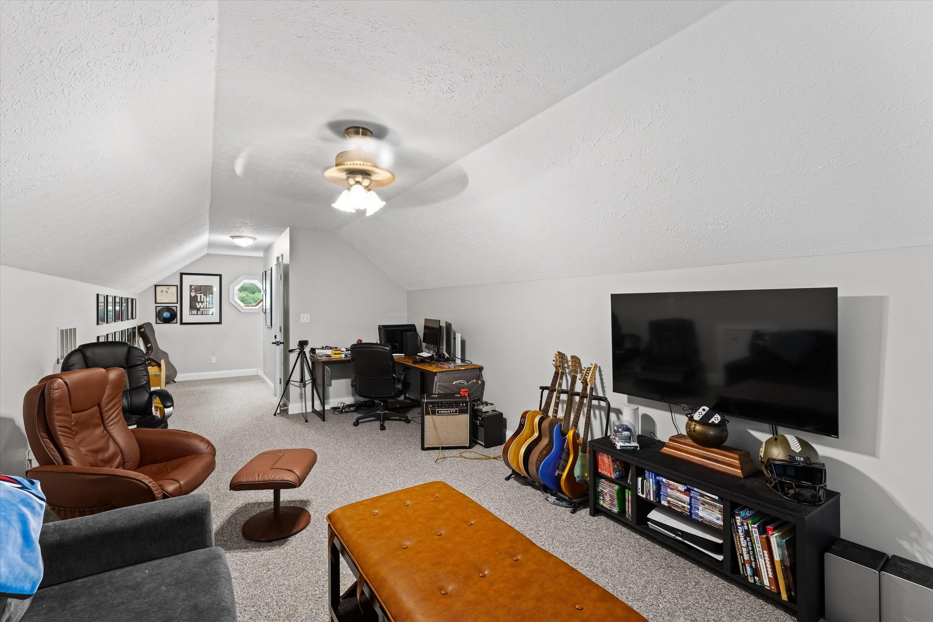 99 Booth Field, Owensboro, Kentucky 42301, 3 Bedrooms Bedrooms, ,2 BathroomsBathrooms,Single Family Residence,For Sale,Booth Field,95837