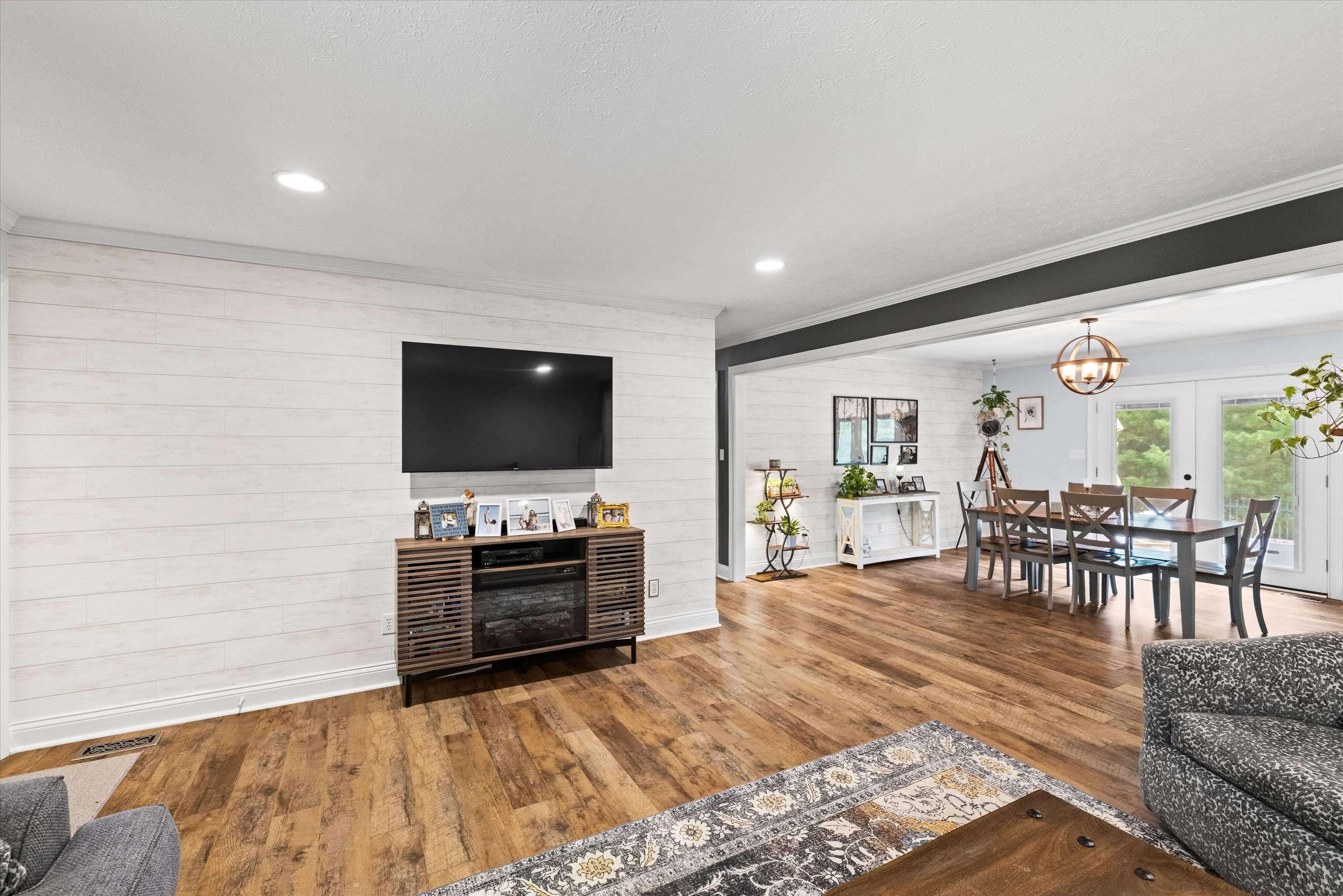99 Booth Field, Owensboro, Kentucky 42301, 3 Bedrooms Bedrooms, ,2 BathroomsBathrooms,Single Family Residence,For Sale,Booth Field,95837
