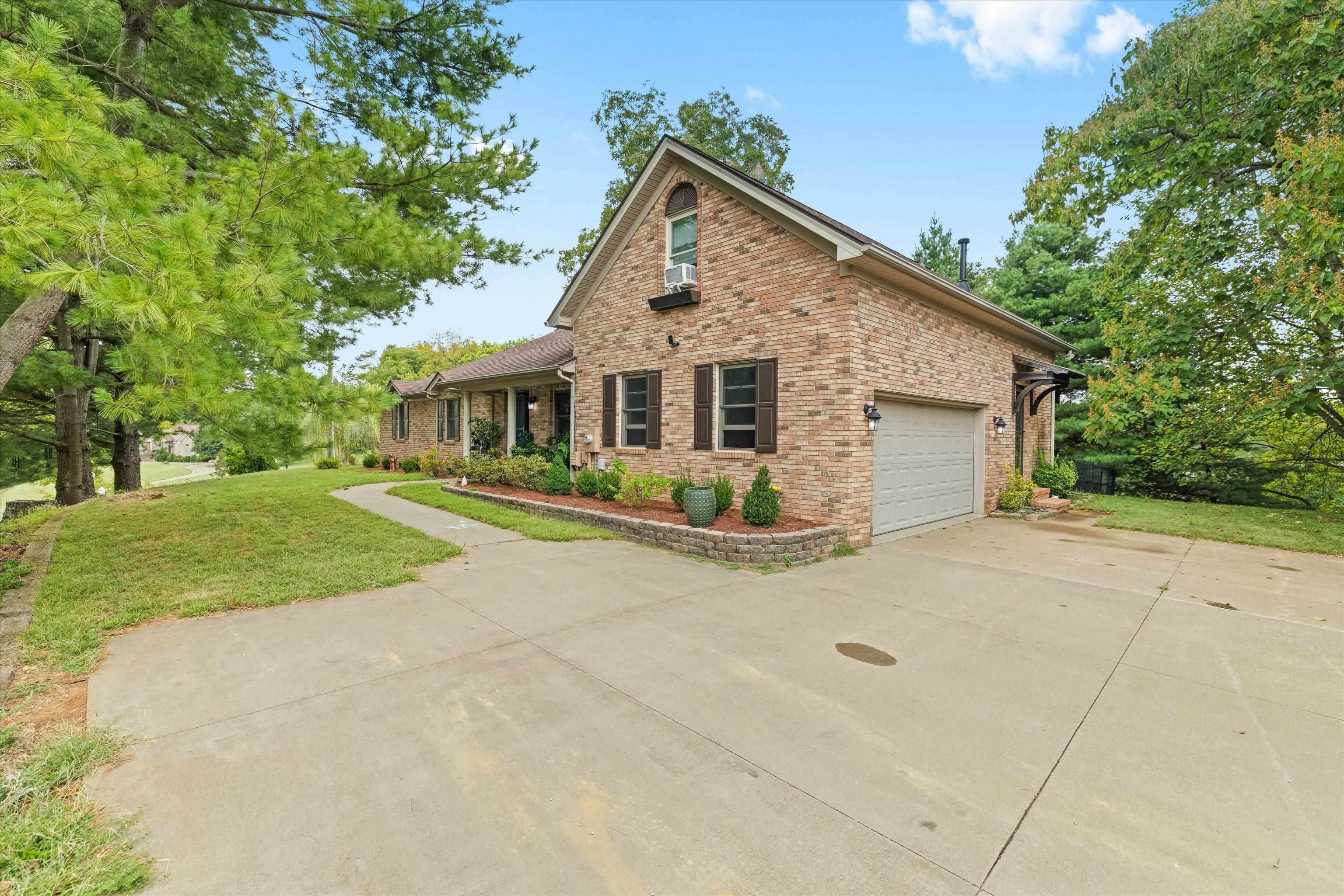99 Booth Field, Owensboro, Kentucky 42301, 3 Bedrooms Bedrooms, ,2 BathroomsBathrooms,Single Family Residence,For Sale,Booth Field,95837
