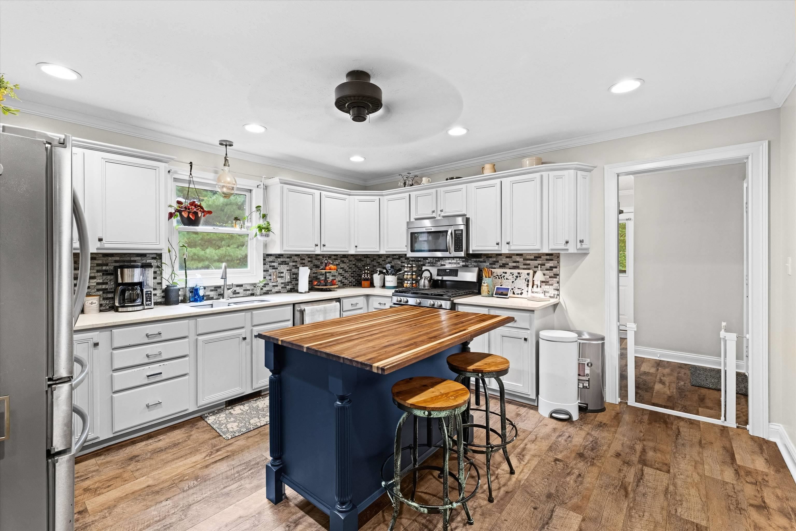 99 Booth Field, Owensboro, Kentucky 42301, 3 Bedrooms Bedrooms, ,2 BathroomsBathrooms,Single Family Residence,For Sale,Booth Field,95837