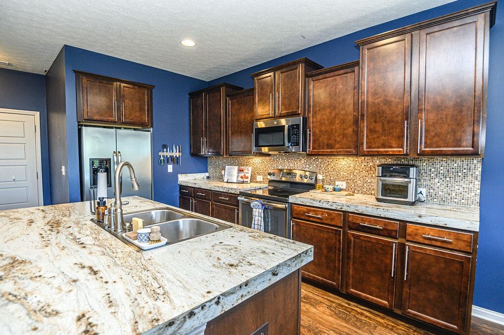 6328 Autumn Valley Trace, Utica, Kentucky 42376, 3 Bedrooms Bedrooms, ,2 BathroomsBathrooms,Single Family Residence,For Sale,Autumn Valley Trace,95906