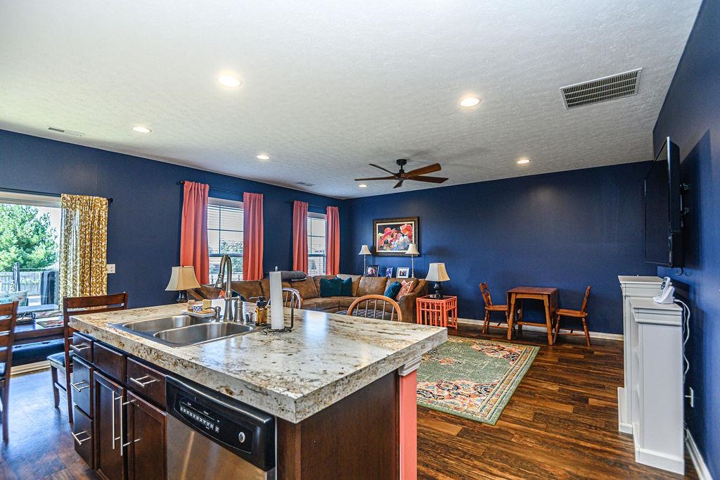 6328 Autumn Valley Trace, Utica, Kentucky 42376, 3 Bedrooms Bedrooms, ,2 BathroomsBathrooms,Single Family Residence,For Sale,Autumn Valley Trace,95906
