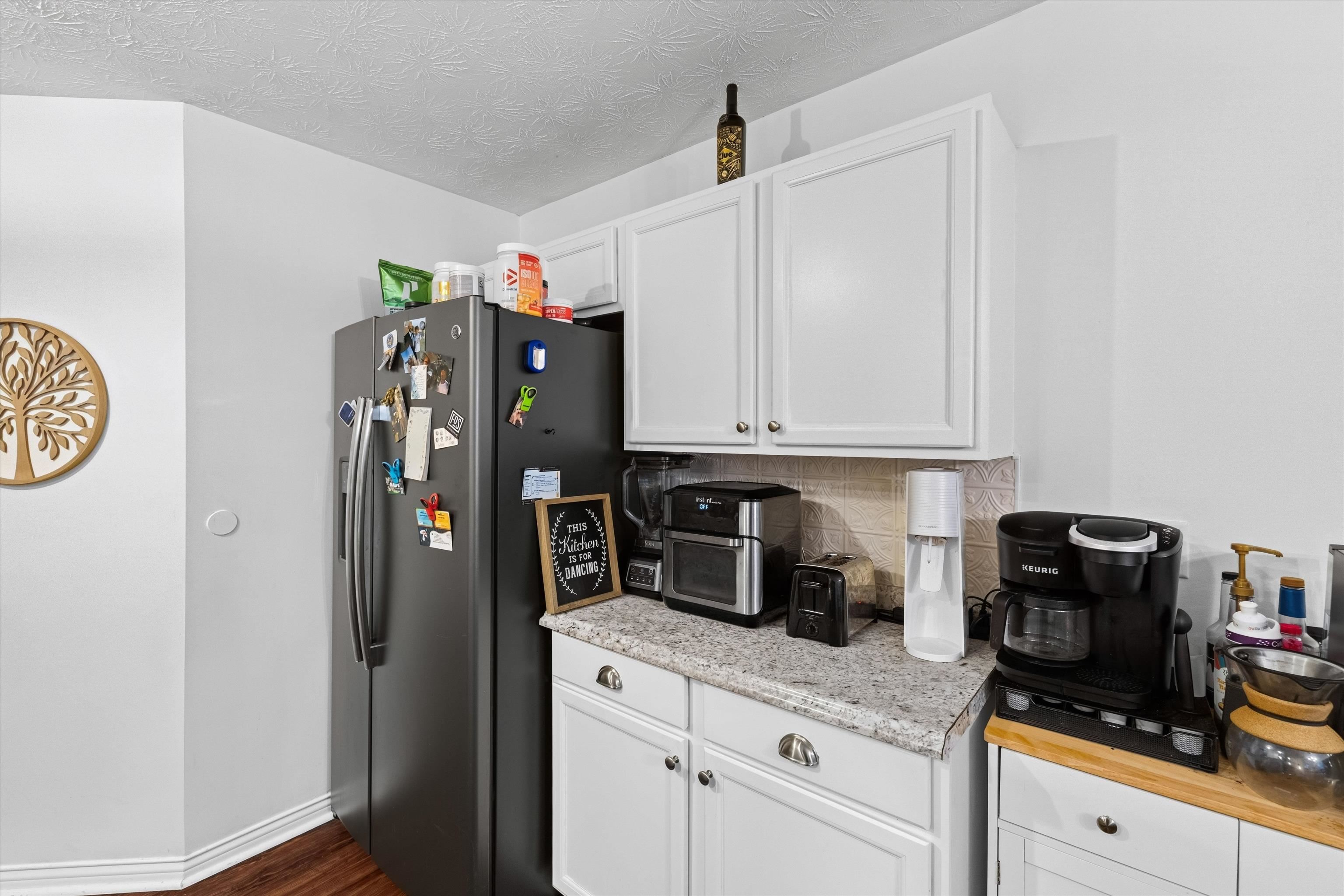 2944 Avenue of The Parks, Owensboro, Kentucky 42303, 3 Bedrooms Bedrooms, ,2 BathroomsBathrooms,Single Family Residence,For Sale,Avenue of The Parks,95936