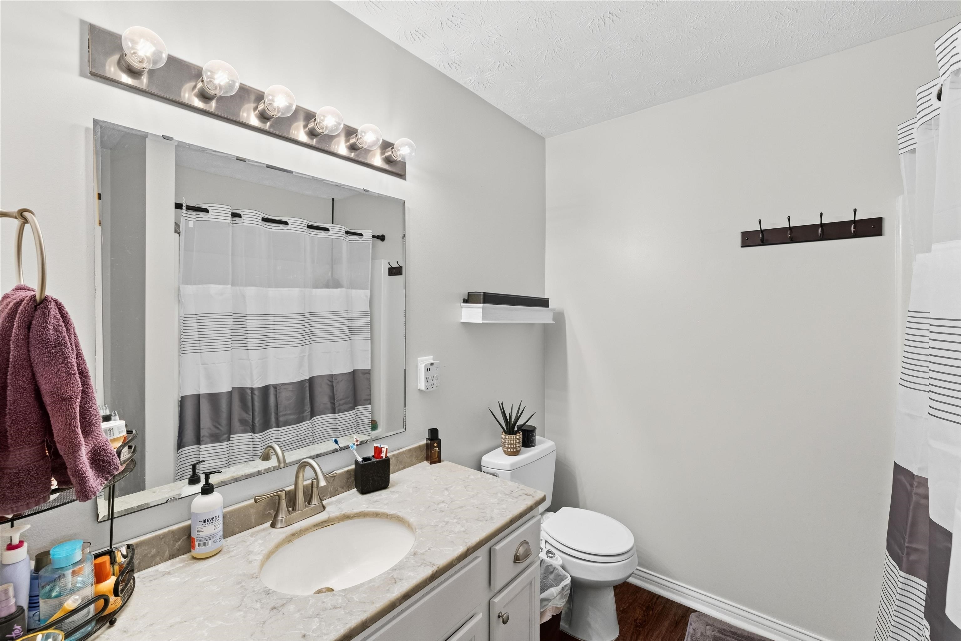 2944 Avenue of The Parks, Owensboro, Kentucky 42303, 3 Bedrooms Bedrooms, ,2 BathroomsBathrooms,Single Family Residence,For Sale,Avenue of The Parks,95936