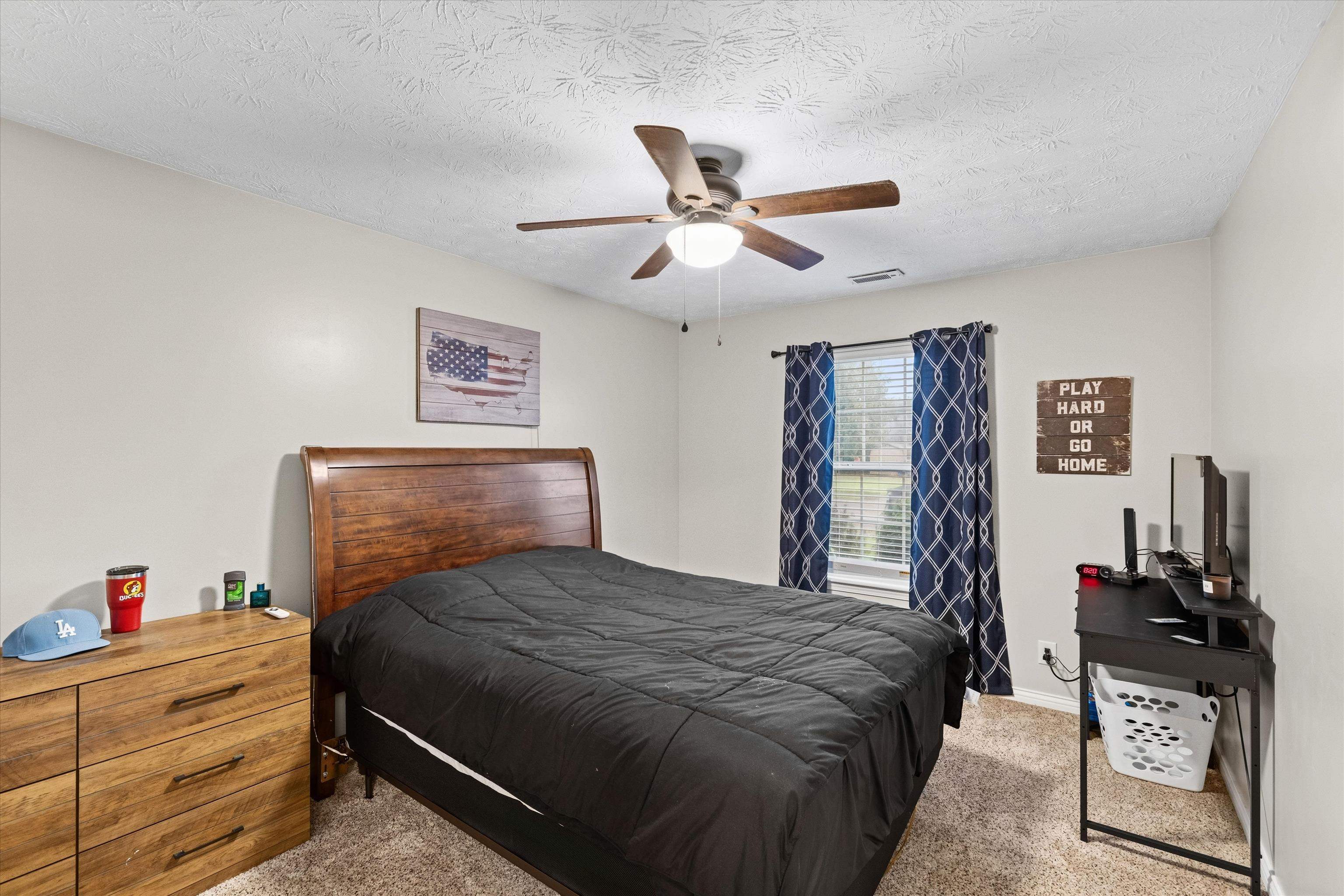 2944 Avenue of The Parks, Owensboro, Kentucky 42303, 3 Bedrooms Bedrooms, ,2 BathroomsBathrooms,Single Family Residence,For Sale,Avenue of The Parks,95936