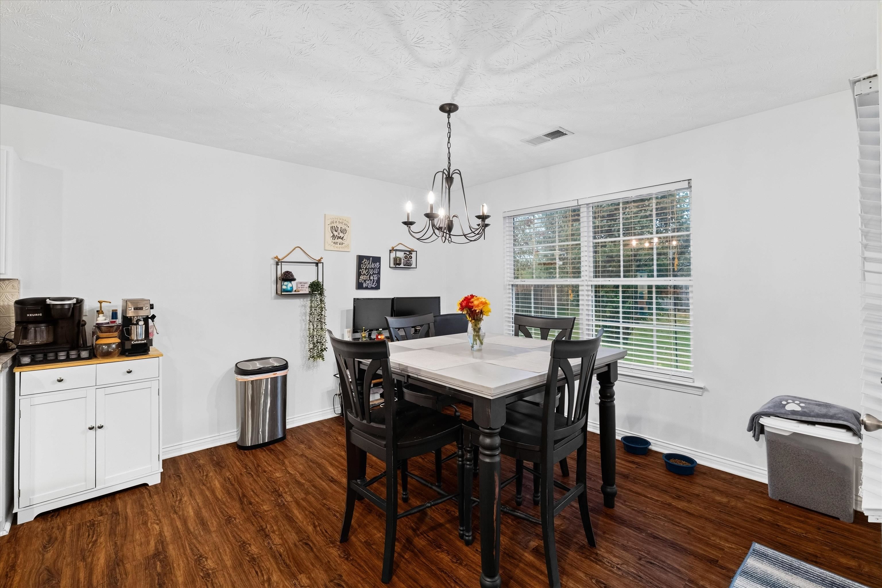 2944 Avenue of The Parks, Owensboro, Kentucky 42303, 3 Bedrooms Bedrooms, ,2 BathroomsBathrooms,Single Family Residence,For Sale,Avenue of The Parks,95936
