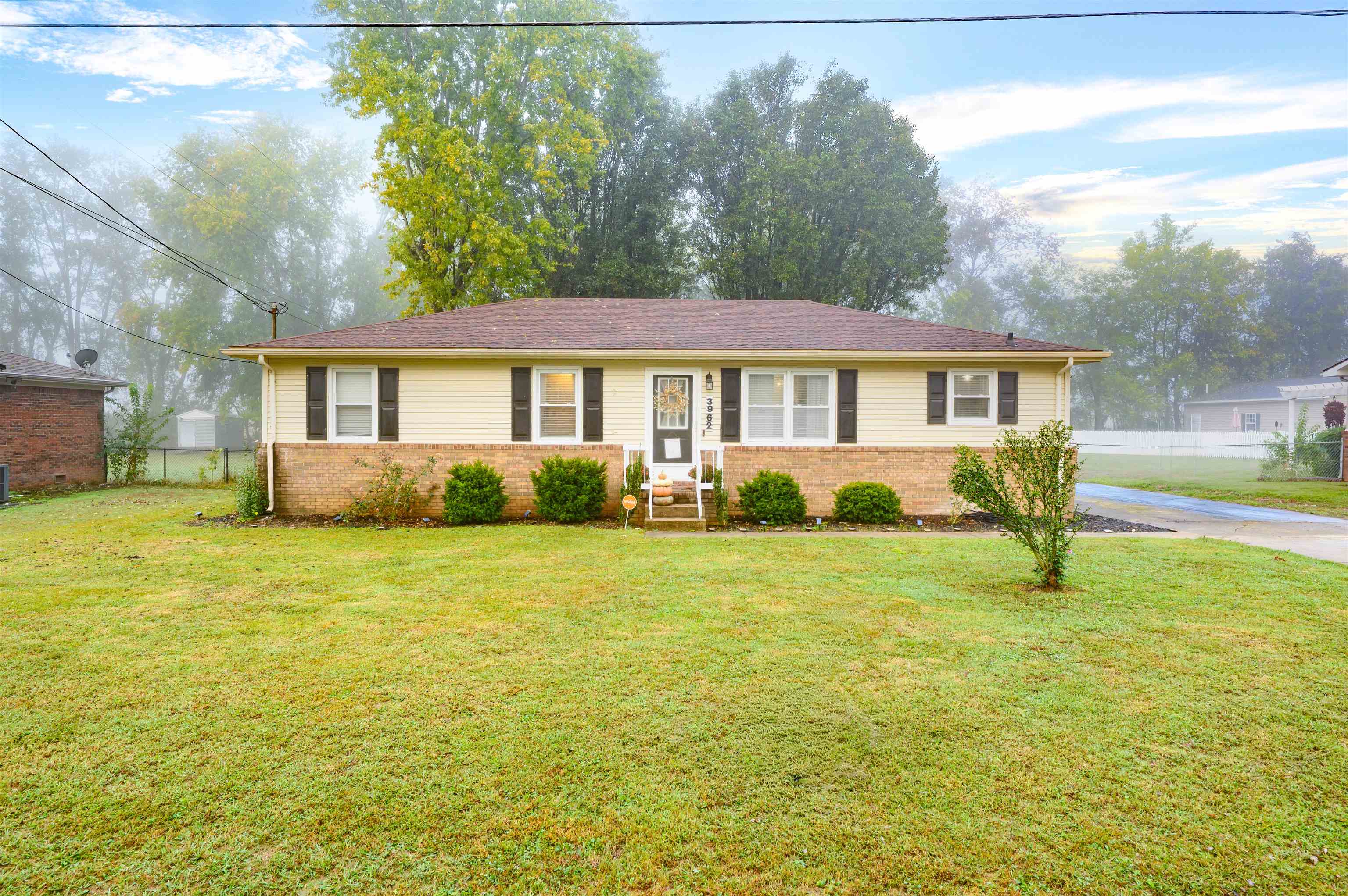 3962 Tanglewood Drive, Hopkinsville, Kentucky 42240, 4 Bedrooms Bedrooms, ,2 BathroomsBathrooms,Single Family Residence,For Sale,Tanglewood Drive,96040