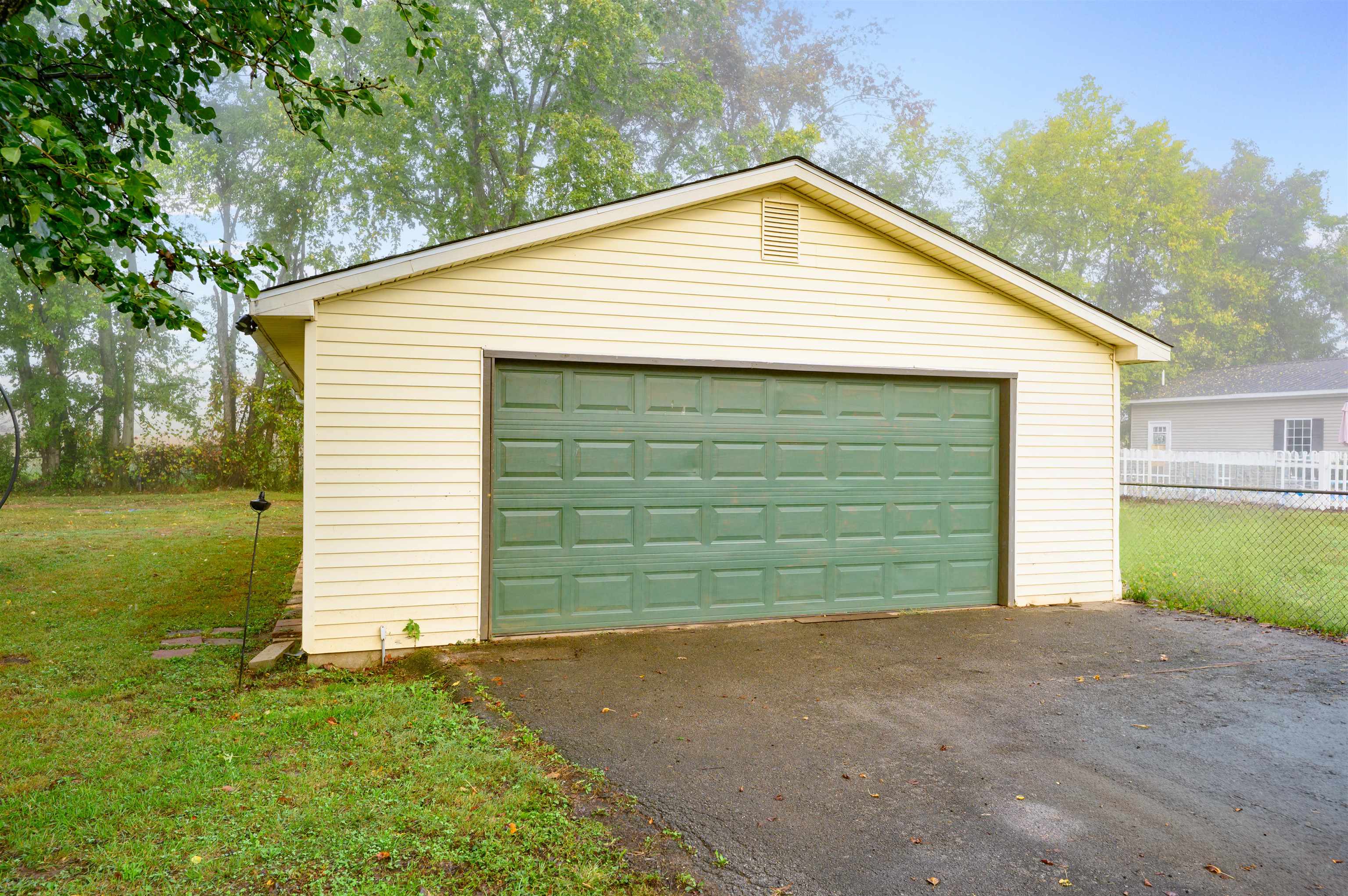 3962 Tanglewood Drive, Hopkinsville, Kentucky 42240, 4 Bedrooms Bedrooms, ,2 BathroomsBathrooms,Single Family Residence,For Sale,Tanglewood Drive,96040