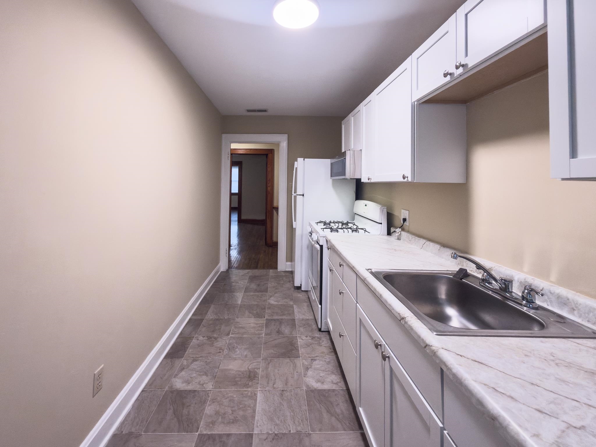 800 Daviess St, Owensboro, Kentucky 42303, ,Multi-unit,For Sale,Daviess St,96051