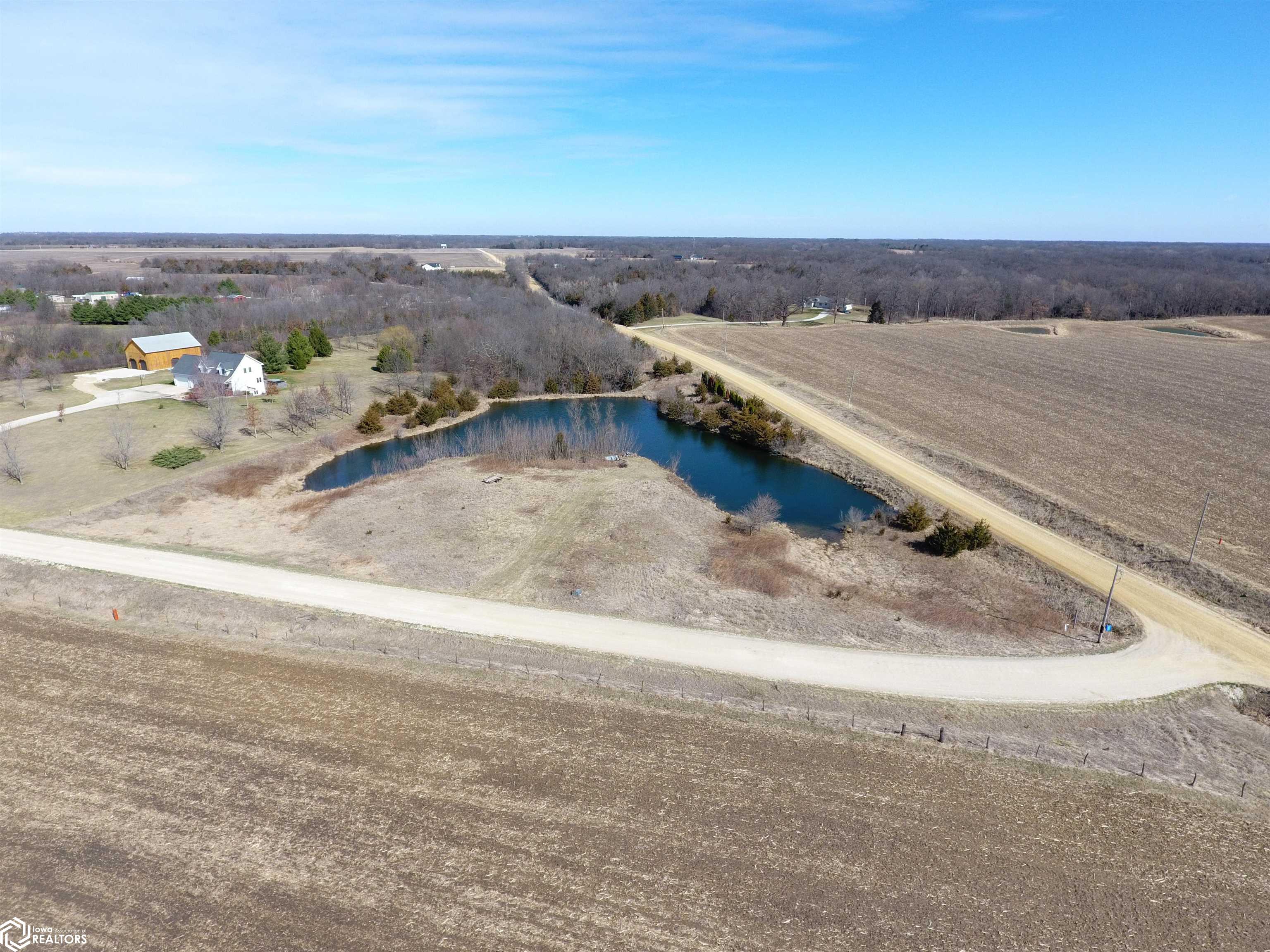 17199 Irish Ridge Road, Burlington, Iowa image 1