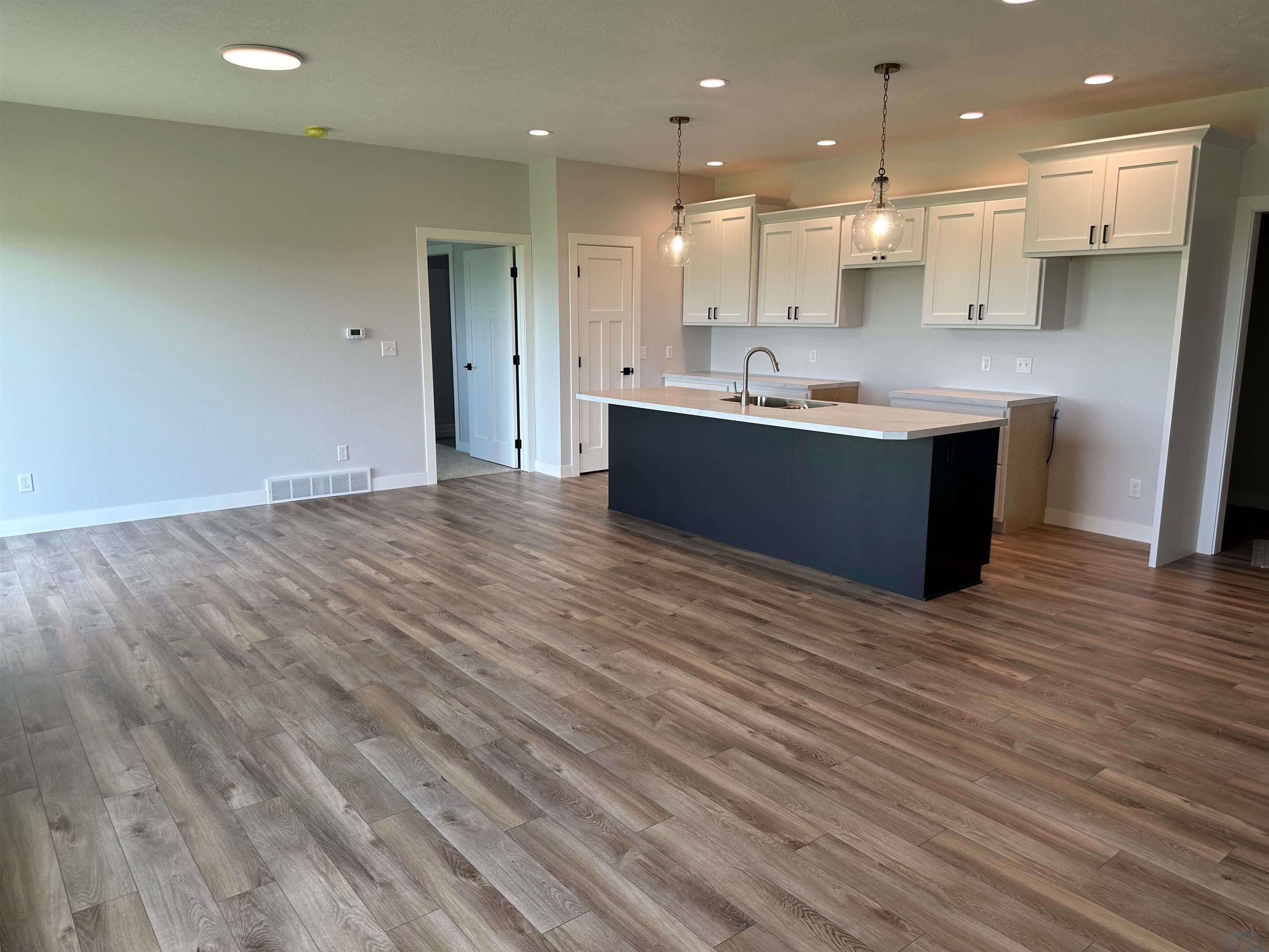 MLS #824989