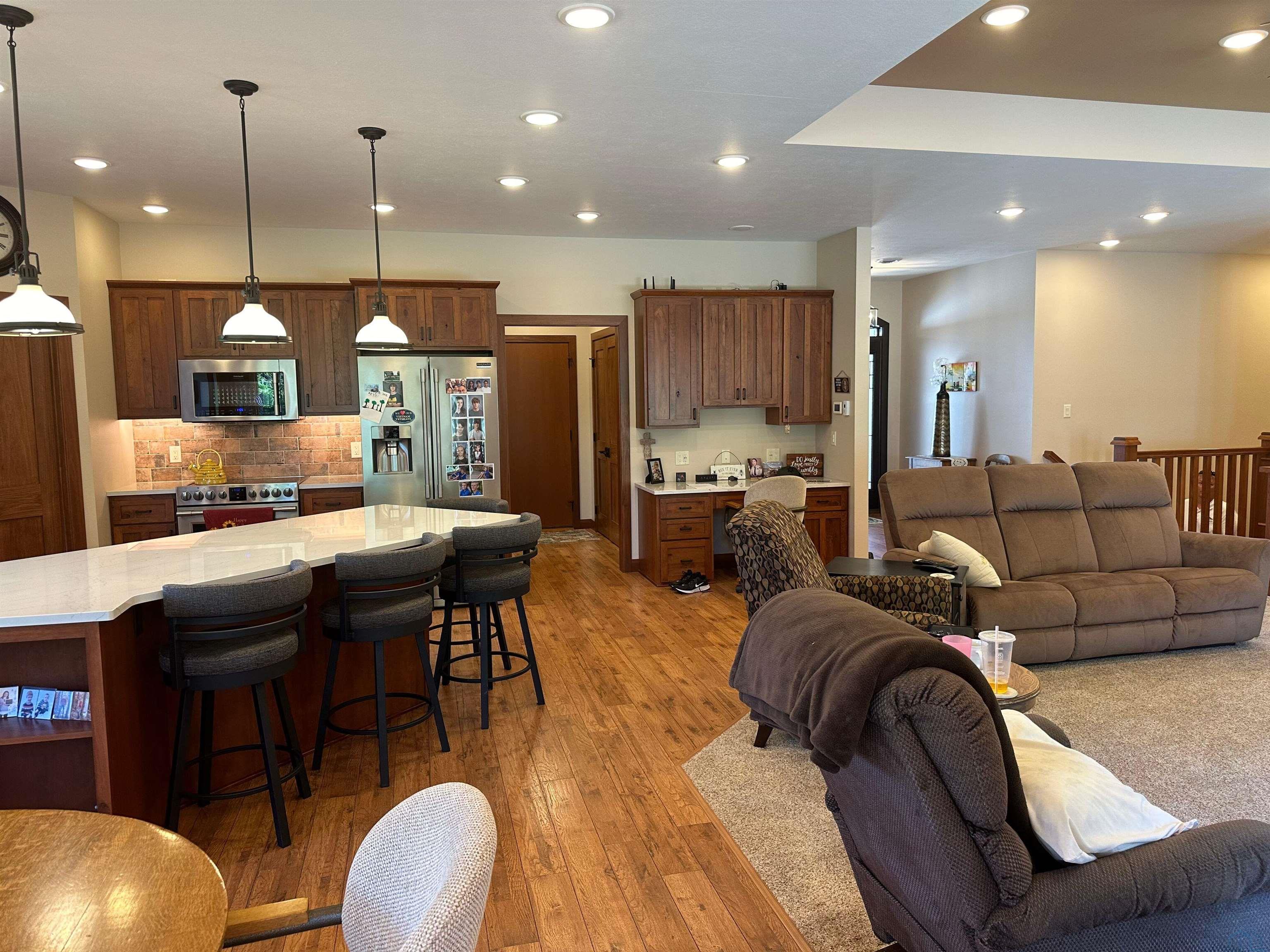 750 Larkspur Way, Sheldon, Northwest Iowa — photo 6