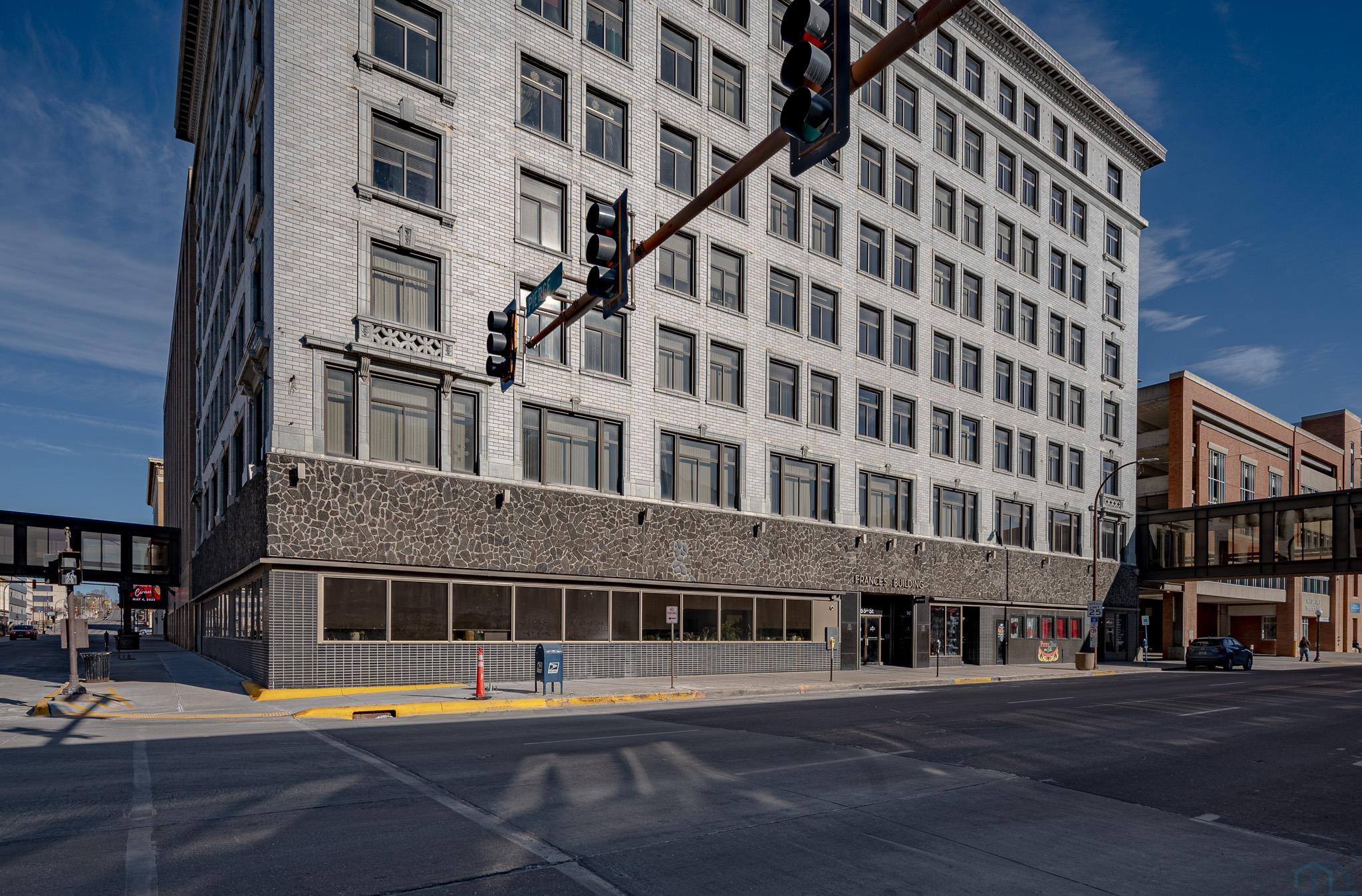 505 5th Street #801, Sioux City, IA 51101 