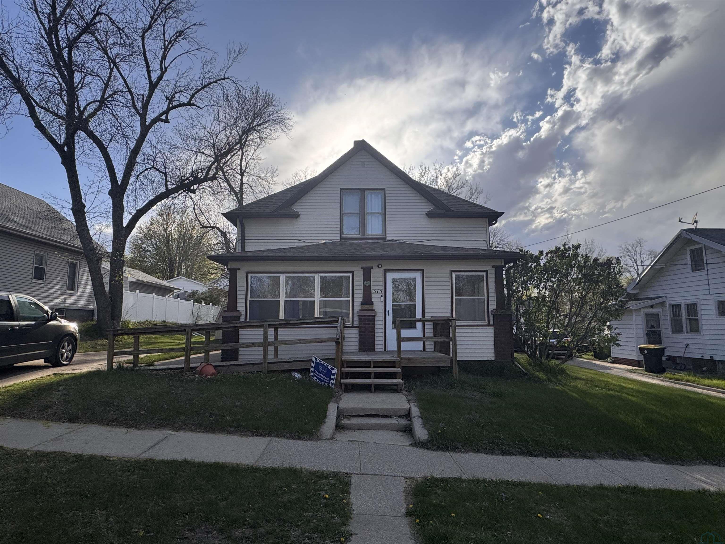 515 Cecelia St S, Sioux City, IA 51106 