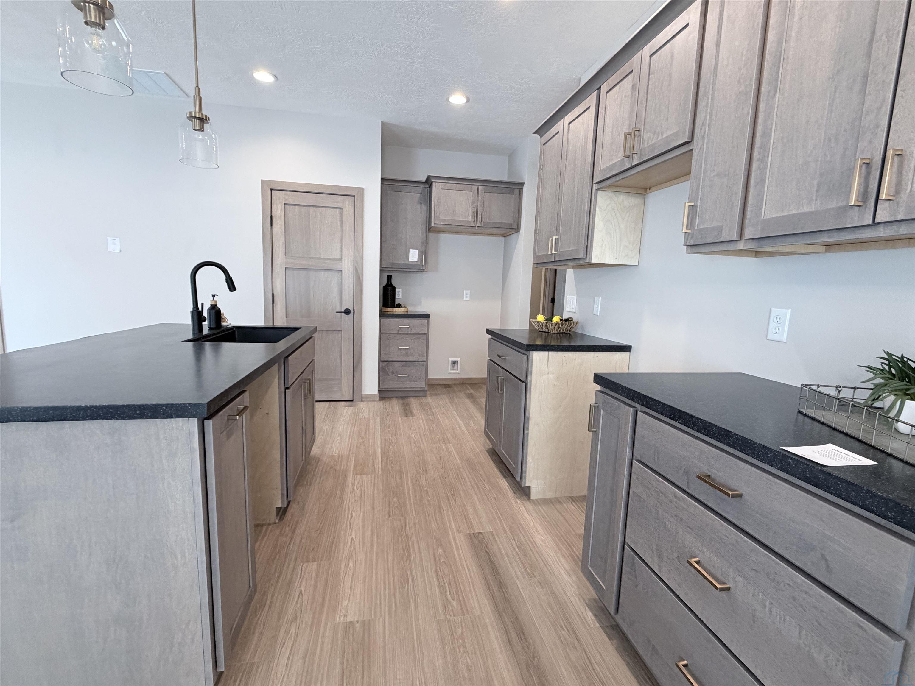 MLS #828722