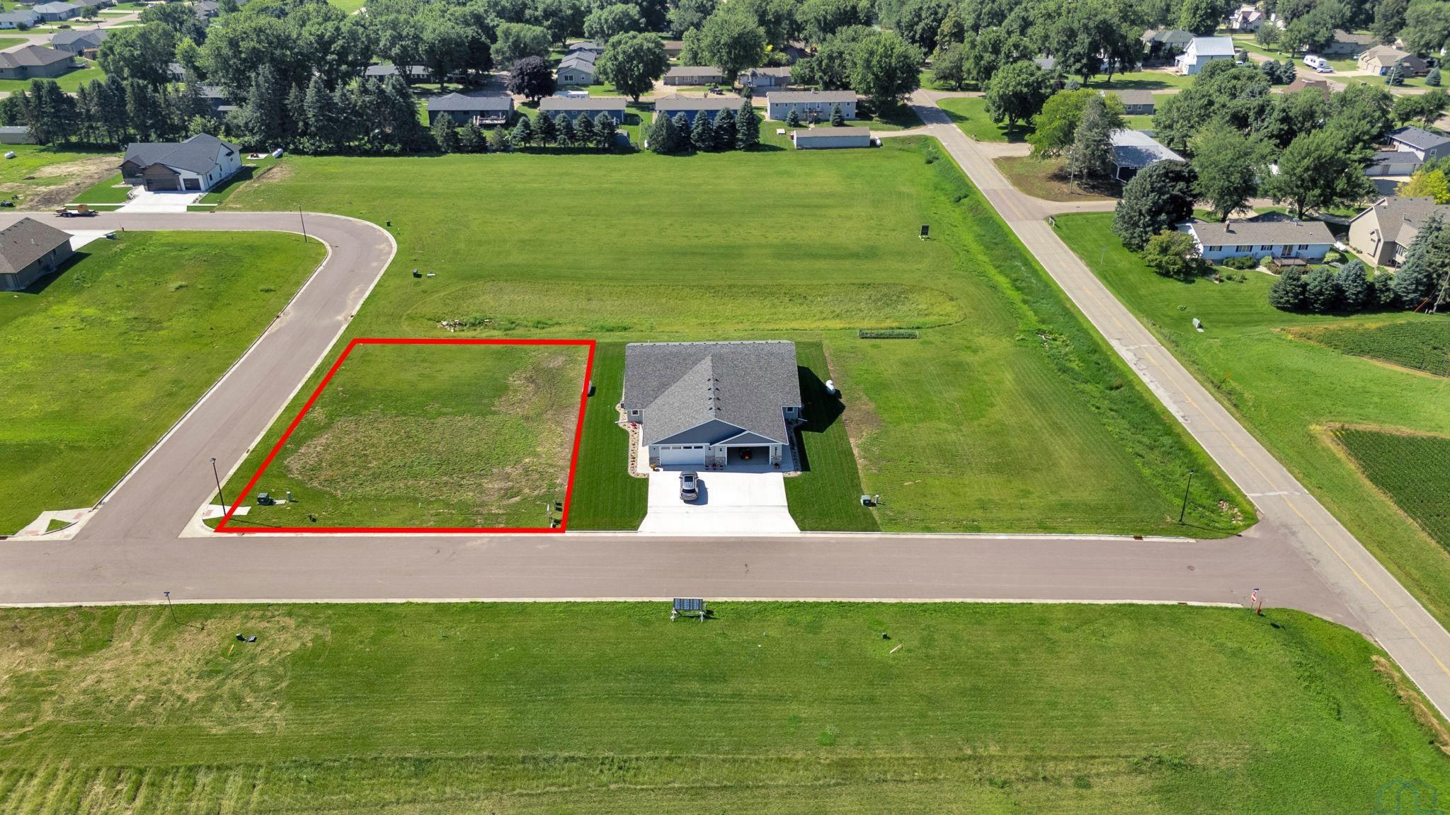 1304 Castle Street, Larchwood, IA 51241 