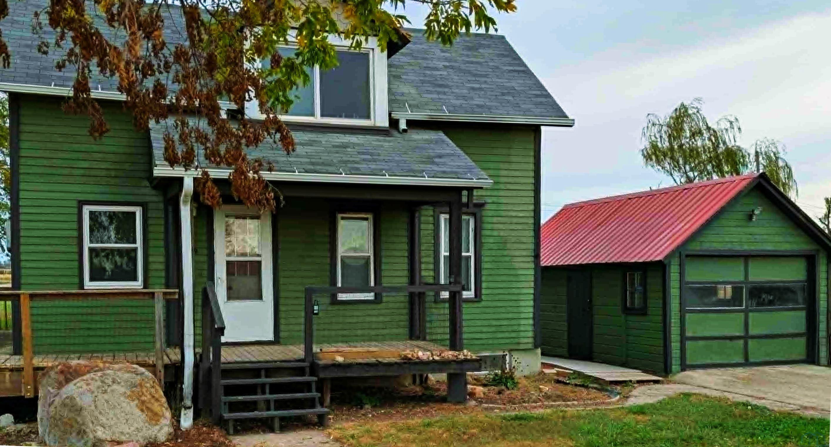 819 WHEELOCK ST, Hudson, SD 57034 
