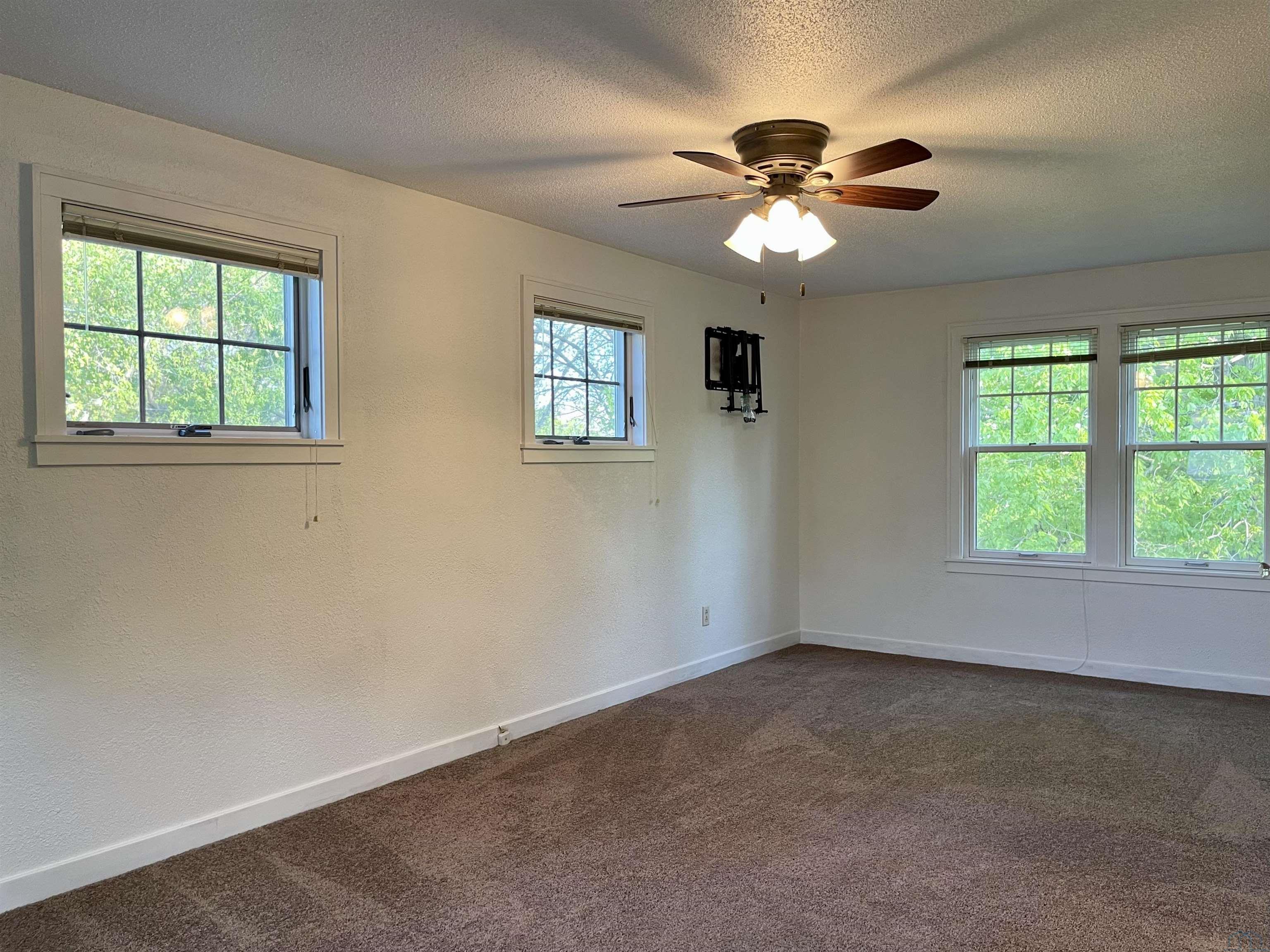 MLS #830055