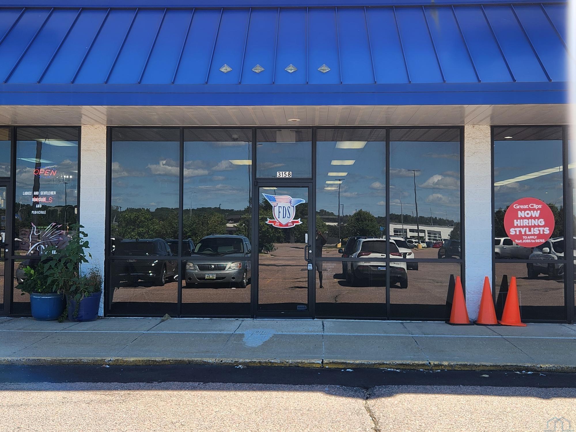 3158 Singing Hills Blvd, Sioux City, IA 51106 