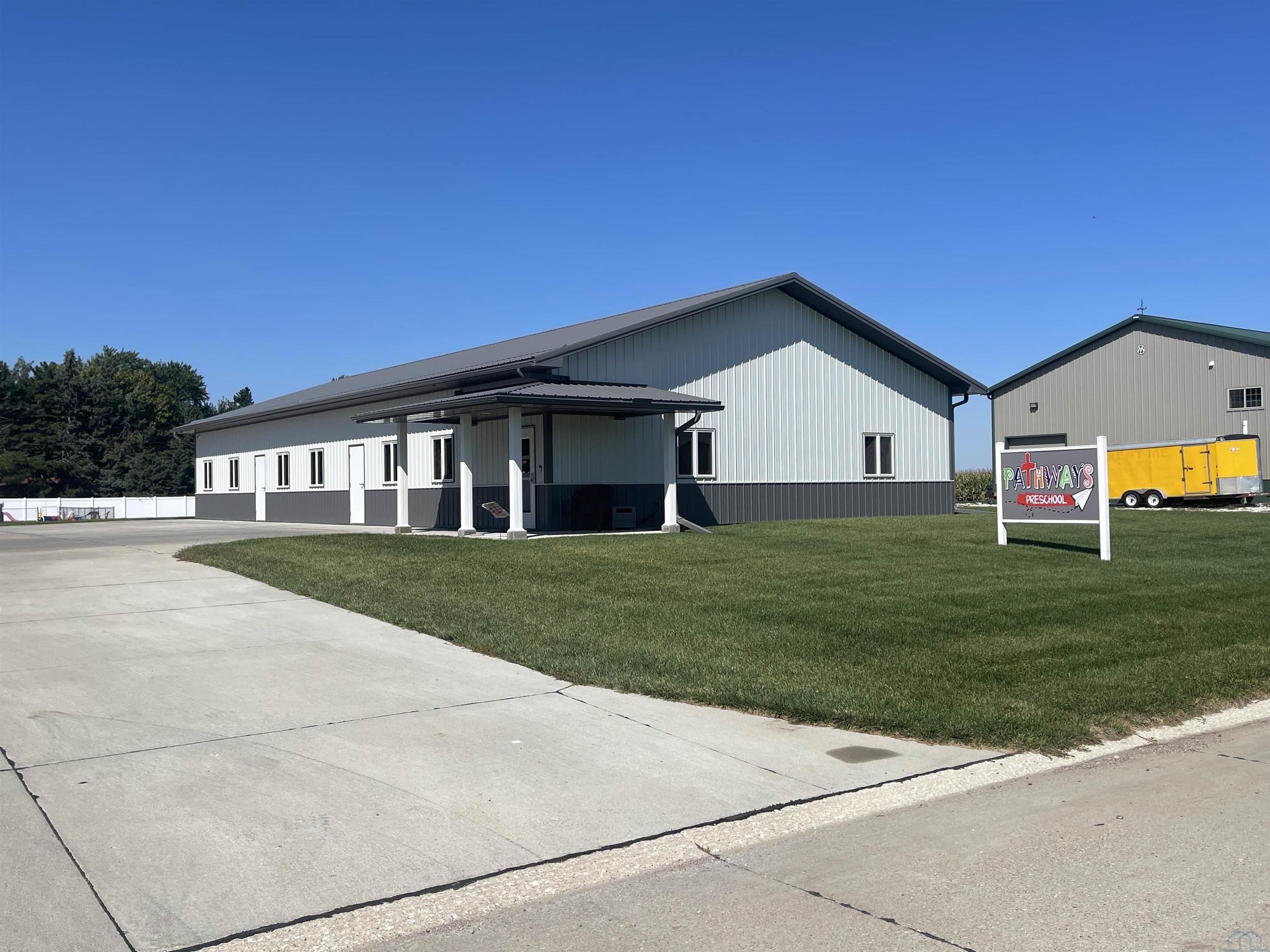 109 23rd Street N, Dakota City, NE 68731 