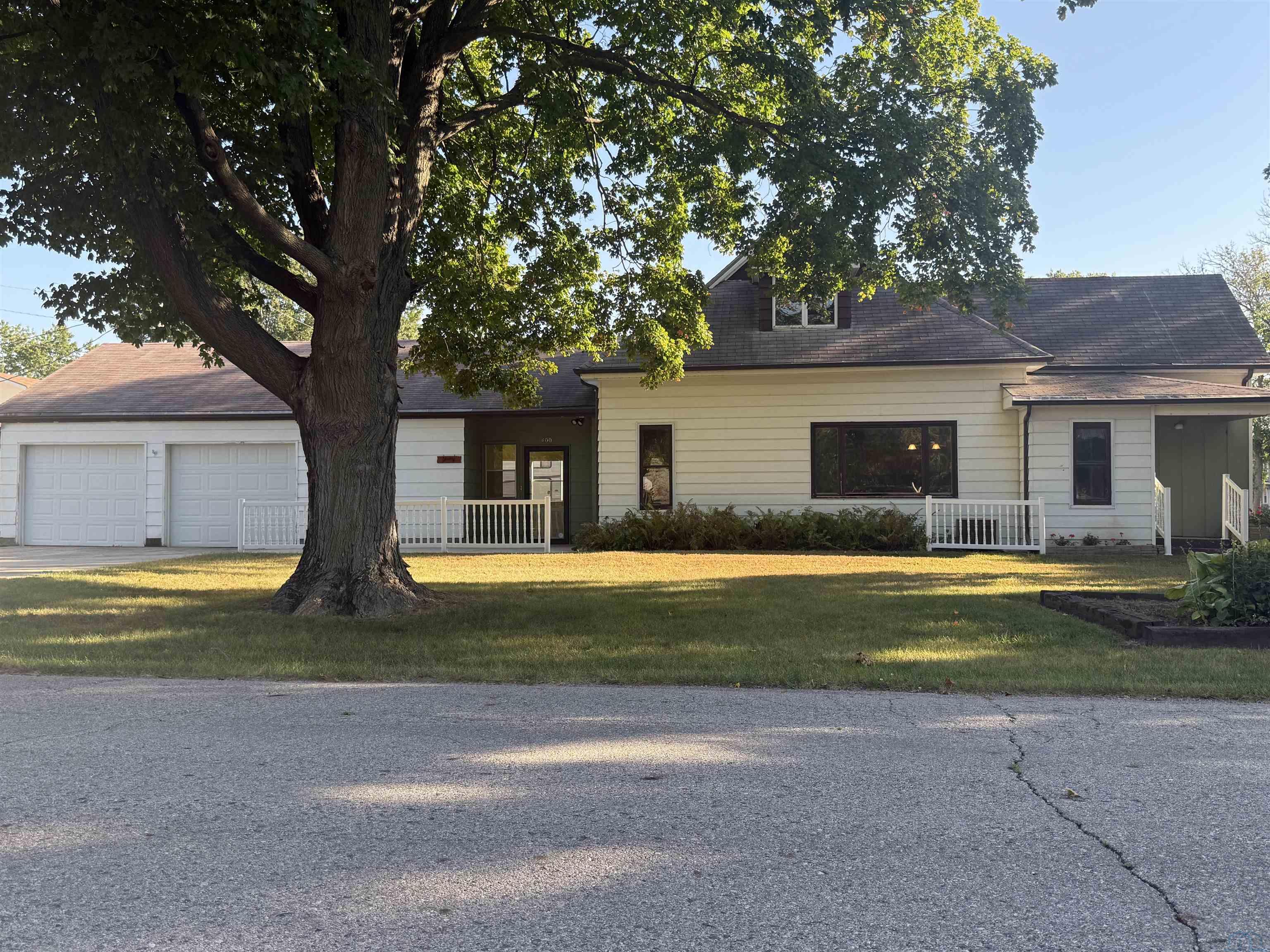 400 2nd Avenue S, Anthon, IA 51004- 