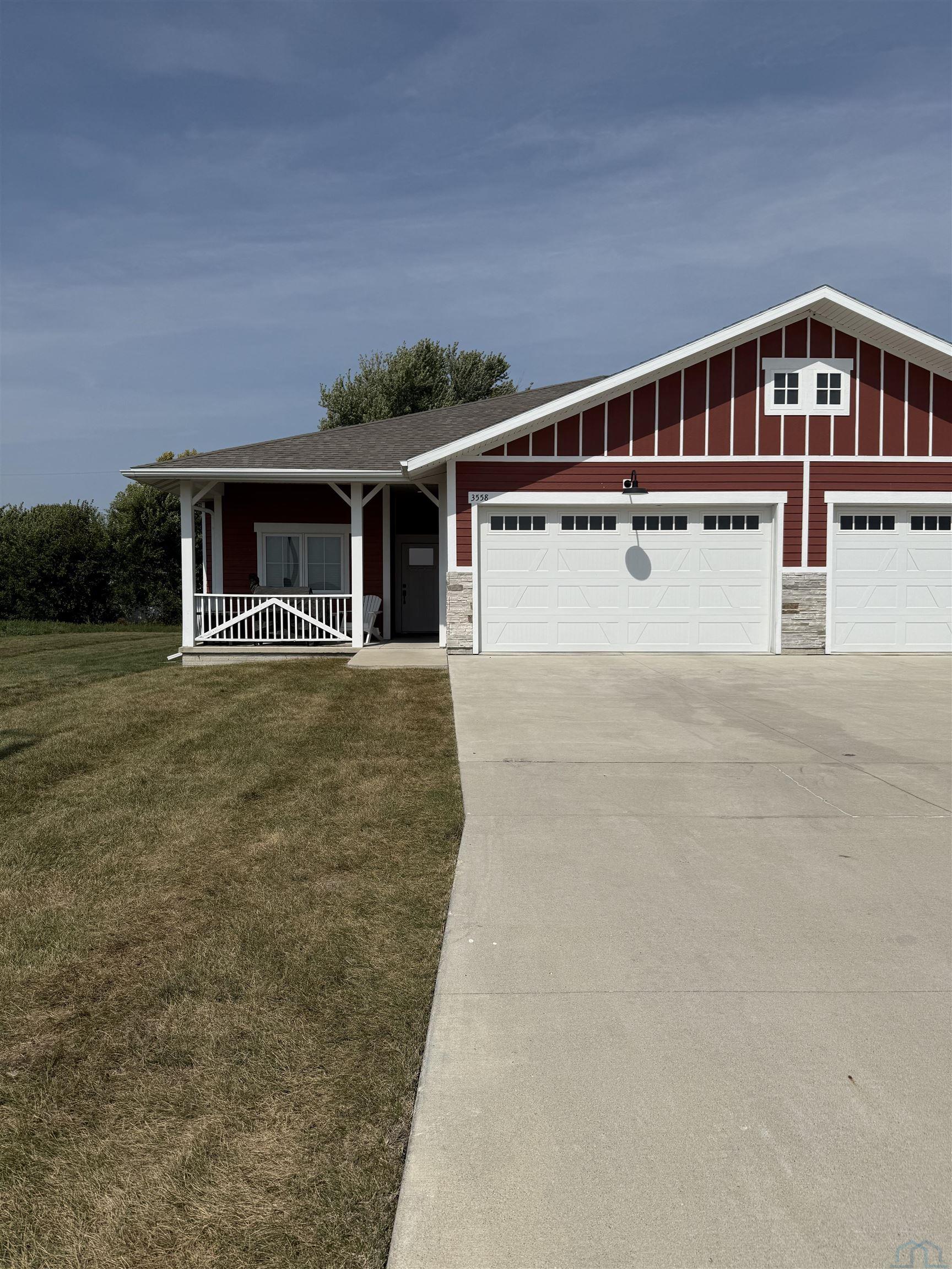 3558 9th Ave N, Fort Dodge, IA 50501 