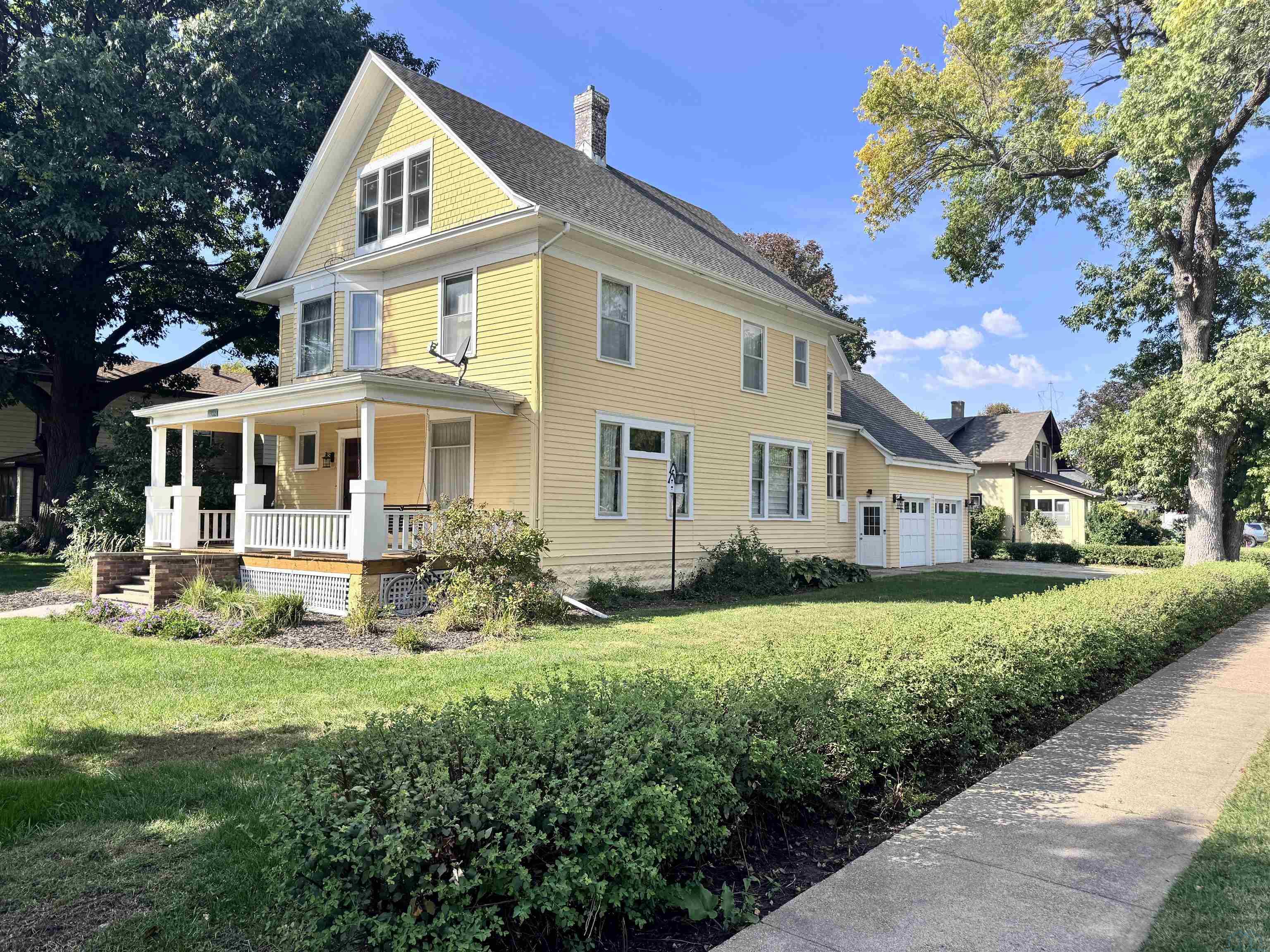 1302 Iowa Ave, Onawa, IA 51040 