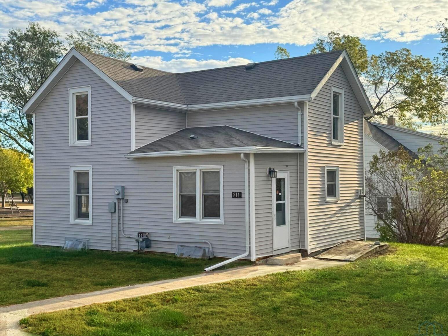 811 6th Avenue, Alton, IA 51003 